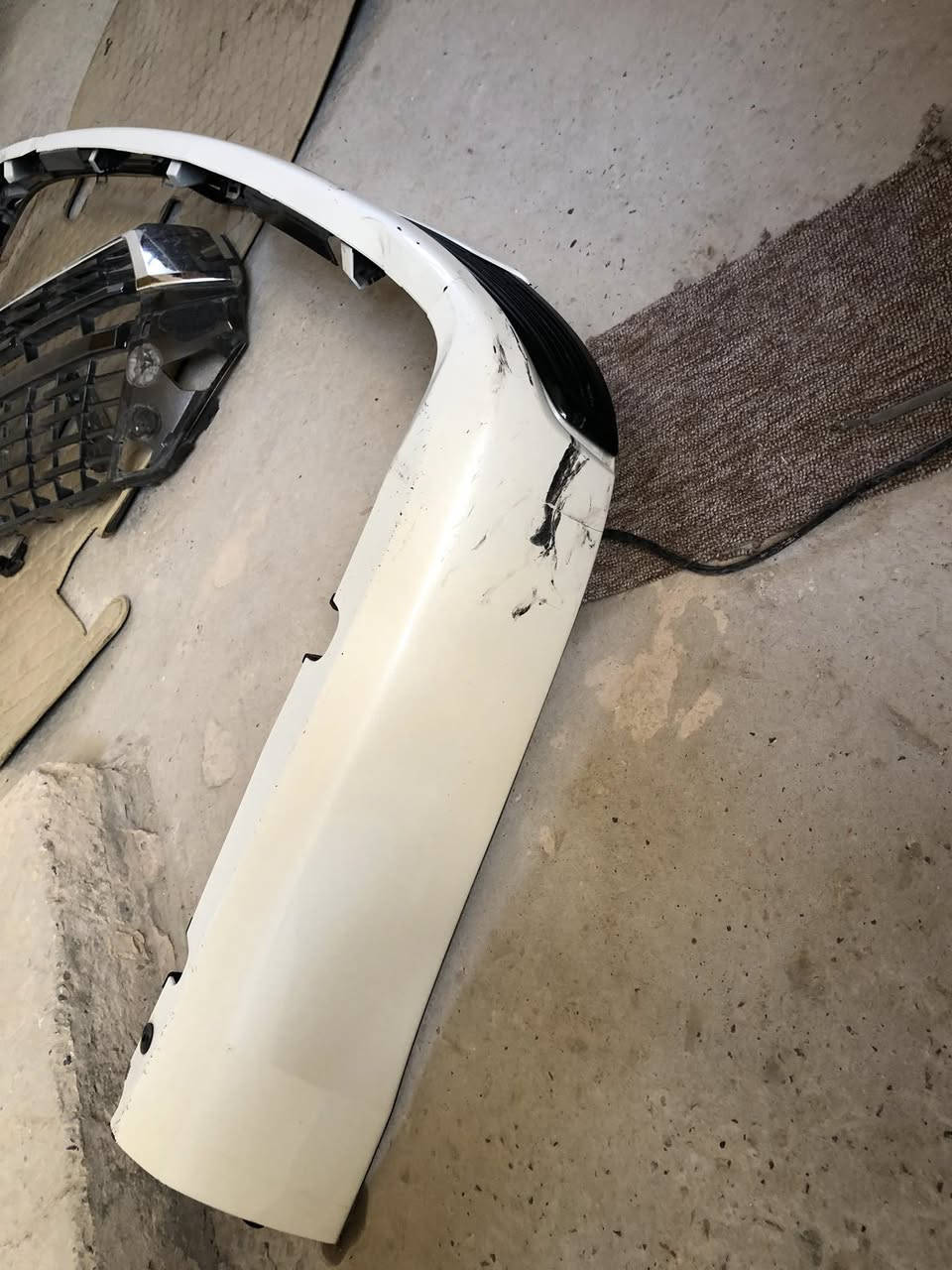 لسلام عليكم لحية لاندكروز 2021 أصلية نظيفه بيها شويه زلوغ وشباك لاندكروز 2021 للبيع مكاني بغداد مدينة الصدر يوجد توصيل داخل بغداد


**إذا كنت صاحب هذا الإعلان وتريد حذفه لأي سبب، رجاءا أرسل رسالة إلى الدعم الفني**