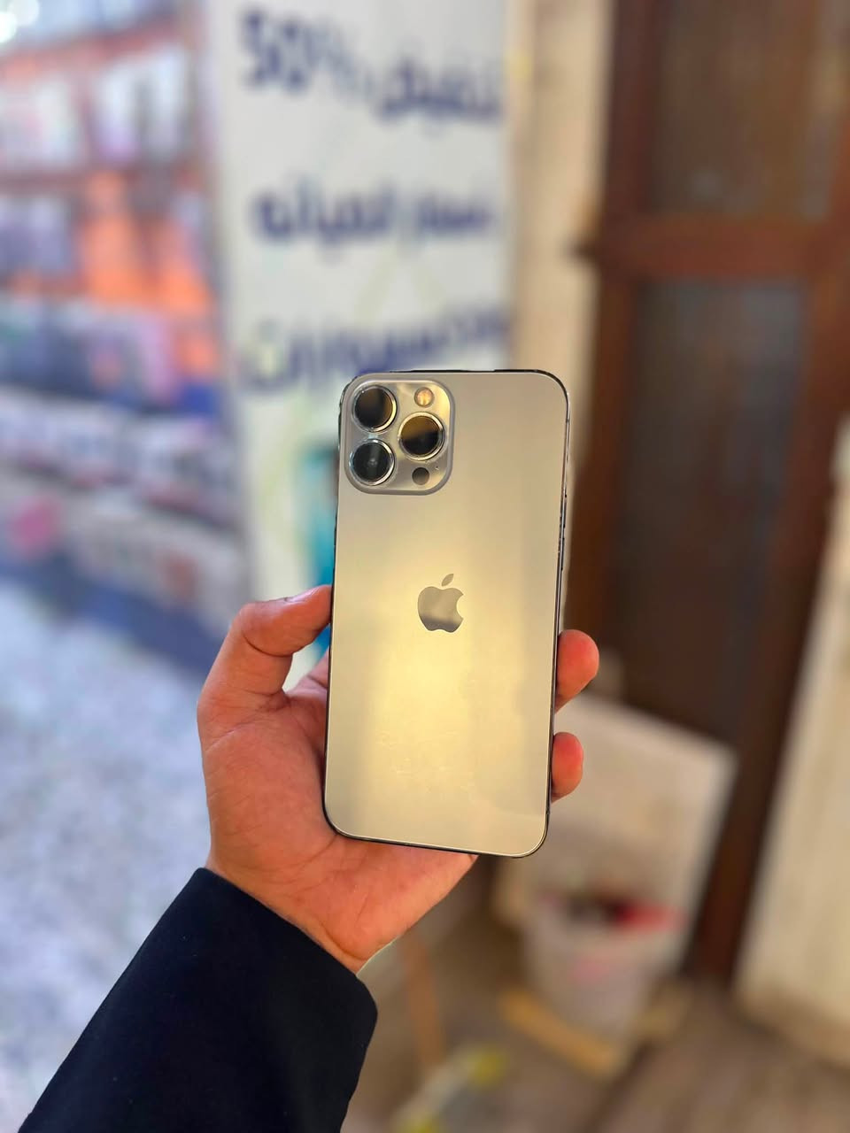 قطعتين 13 برو ماكس🔥
البحري🩵
ذاكره 256 
بطاريه 100 
مبدل شاشه وبطاريه اصليات 
شرق اوسط 
سعره 465 وبي حك جيه
__________________________________________
الكحلي🖤
ذاكره 256 
بطاريه 100 
مبدل شاشه وبطاريه وكاميرا اصليات كلهنن 
نضيف ومرتب ومناسب 
سعره 390 وبي حك جيه 
*********** 
شعندك بيع ومراوص راسلني
مكاني نجف تقاطع الهنديه
