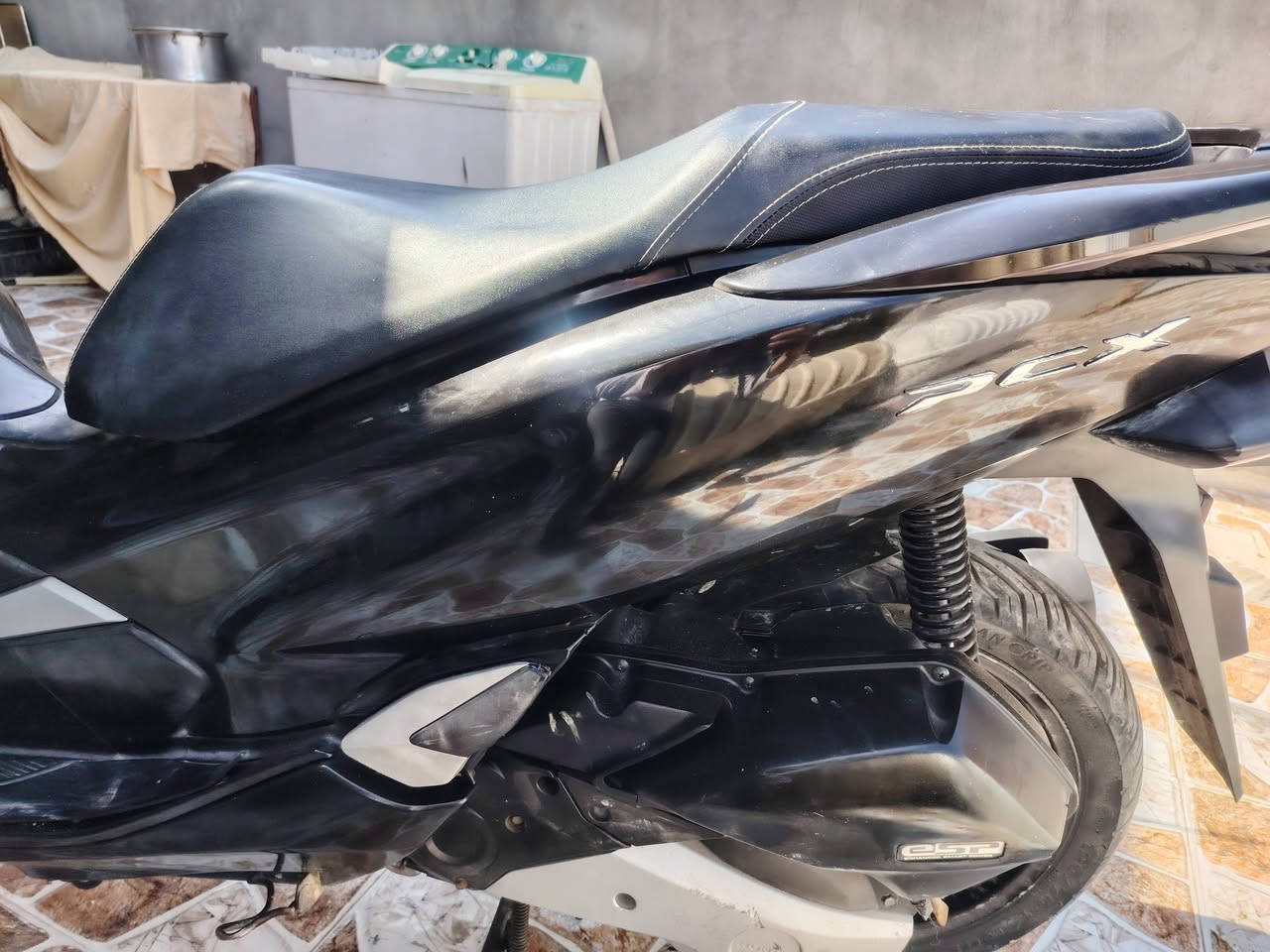 السلام عليكم
Pcx جيل ثالث ماشيه ٢٢ الف وارد كوري 
دراجه مكفوله من كل شي

مراوس ار كي أو دايوان لاتي

***********
