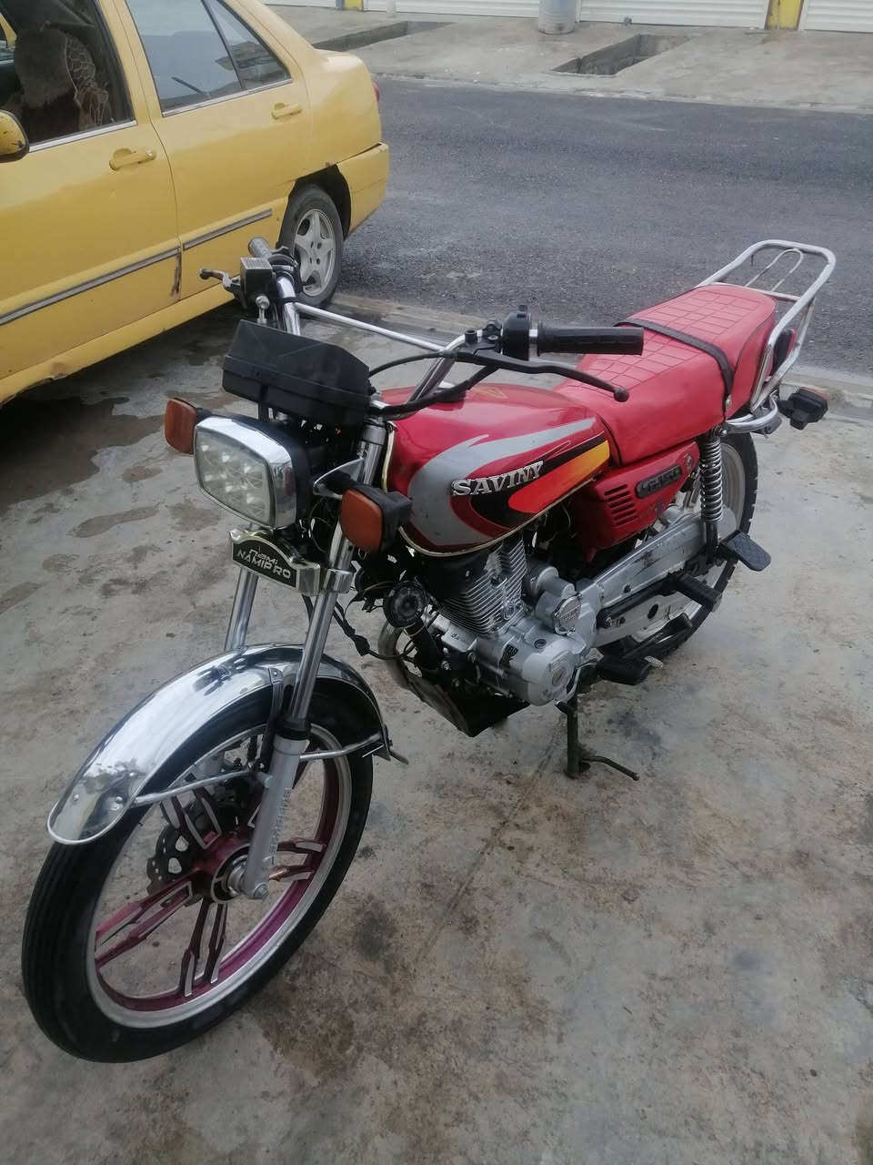 سلام عليكم درجة للبيع دراجه كامله ما بيها نقص النوع سيفان موديل ٢٠ مكان خانقين اي استفسار *********** واتساب و رصيد  السعر ٤٠٠بي مجال
