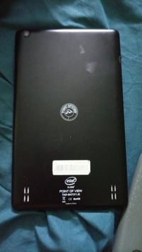 ايباد للبيع شغال عوزه بس حساب سعره70رقم07783134725