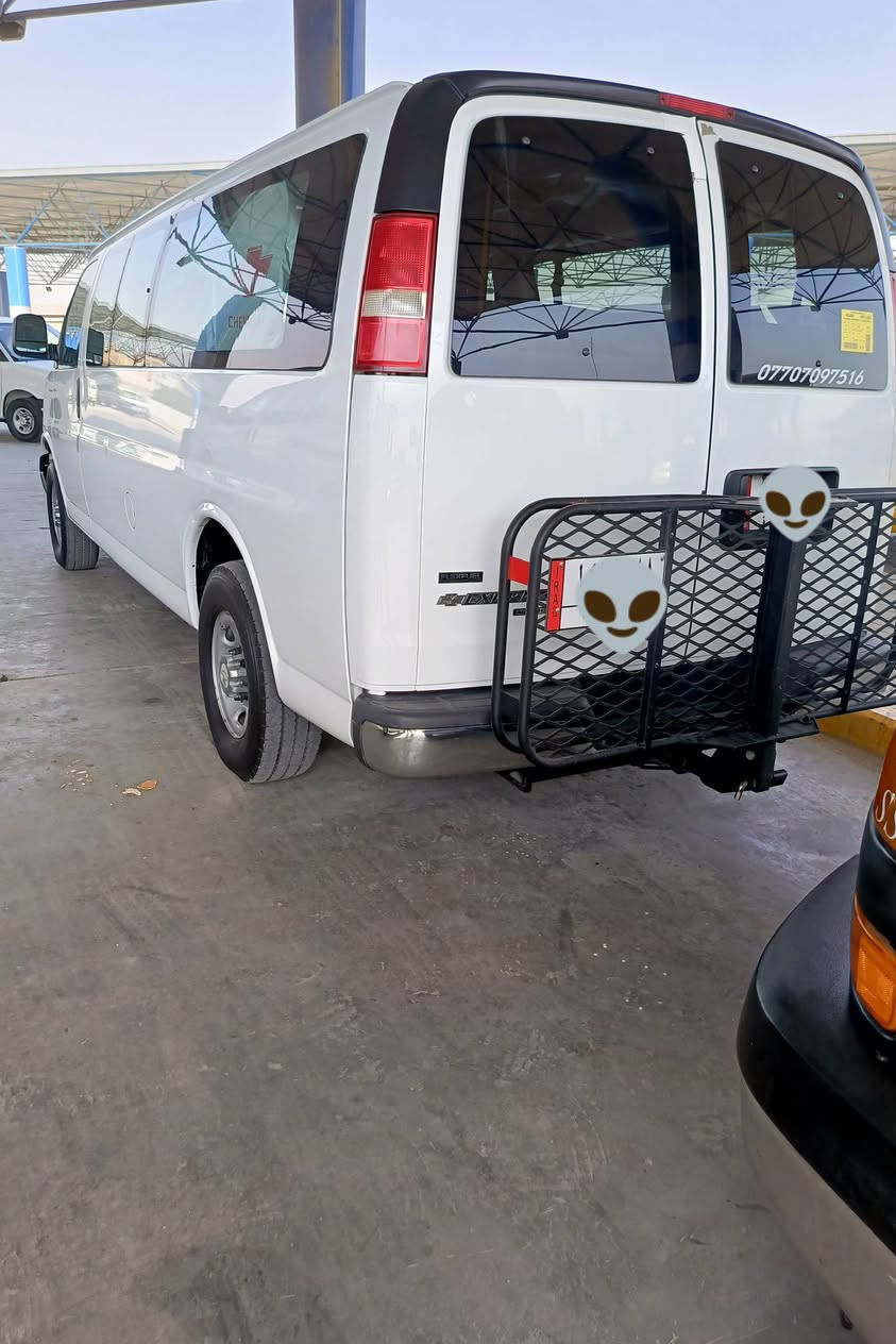 السلام عليكم 
للبيع..
سفانا 2011
عنوان بصره للاستفسار 
***********
***********
