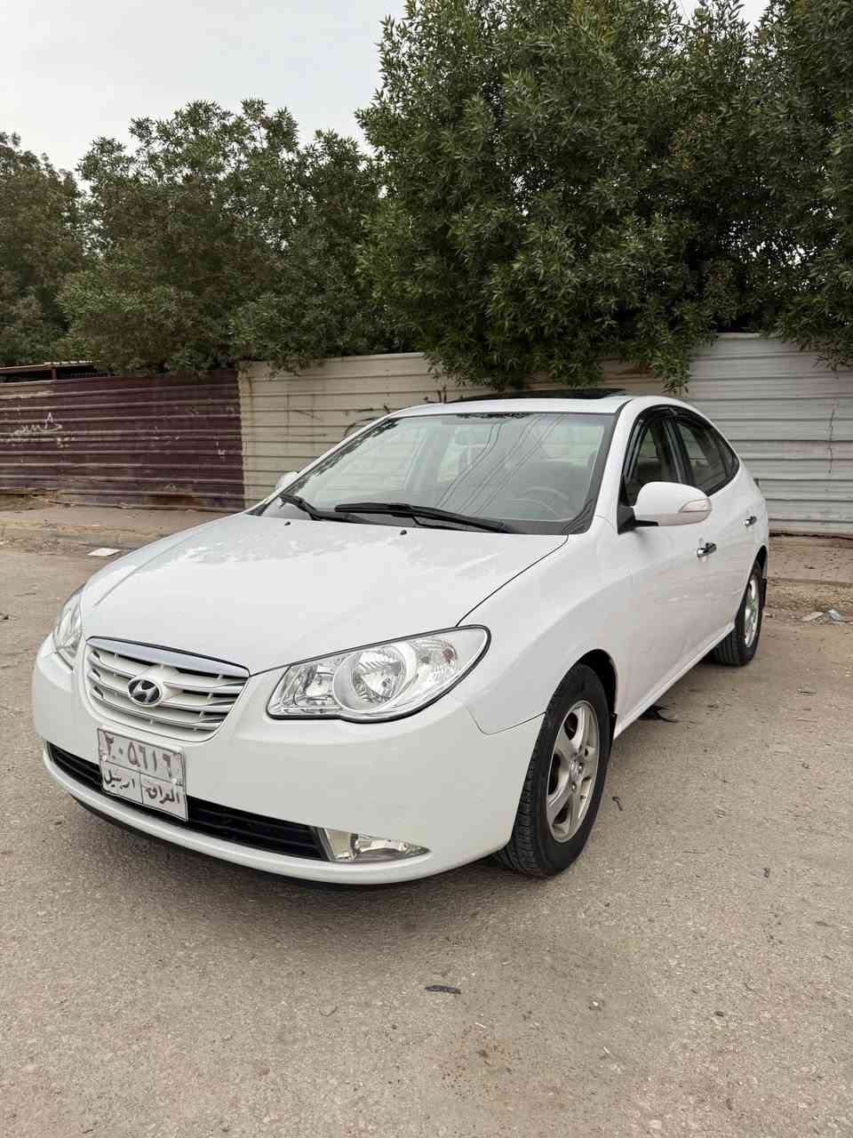 سلام عليكم النترا 2011 وارد خليجي فول السيارة رقم اربيل بيهة صبغ بين الباب والجاملغ الأمامي وبدون ضربة داخل وبيهة بارد قليل بنفس الصفحة السيارة جاهزة مكاني النجف 
*********** النجف, العراق
