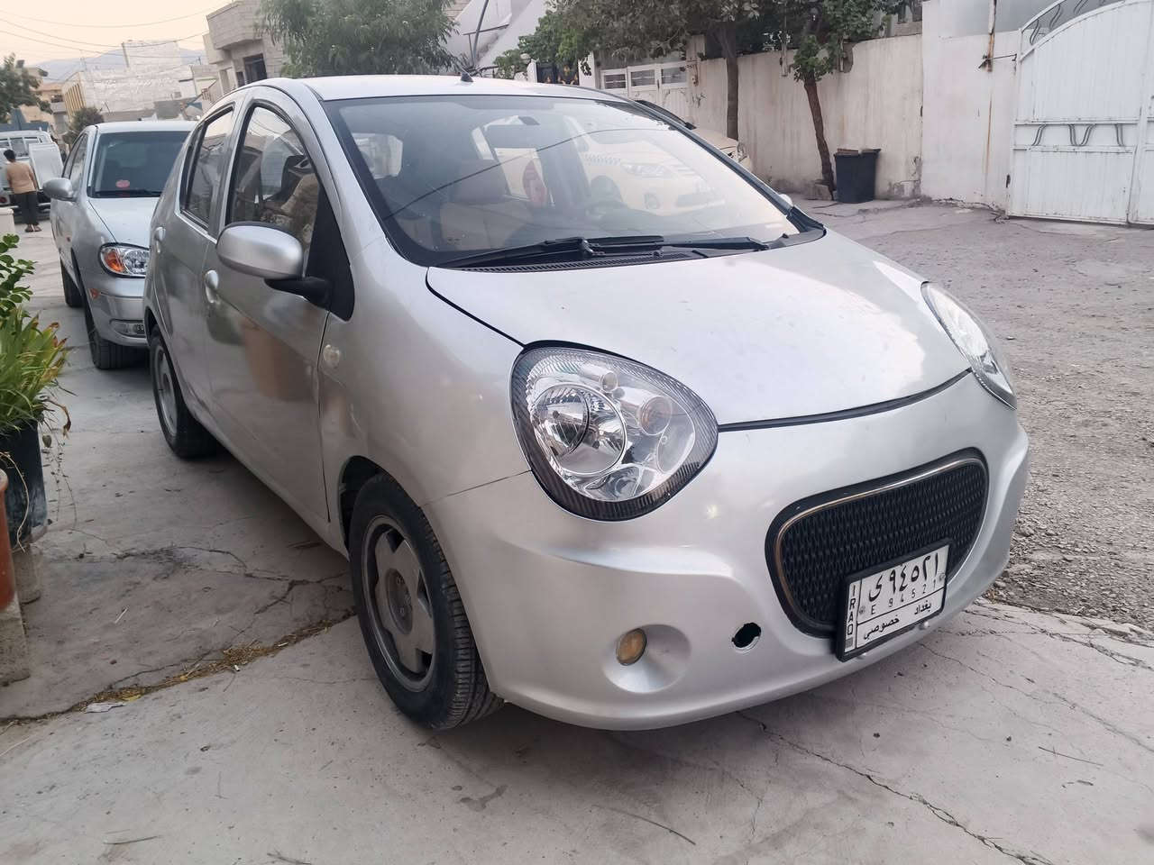 جیلی پاندا
مۆدێل 2013 
گێڕو مەکینەی بەشەرت 
تۆماتیک جام کارەبا 
کارەبای هەموو گیانی ئیشەکاتچوار تایەی لۆکی لەژێرە 
سەنەوی عەسڵی لەگەڵە بەشەرتی ئەوەلیات و ماڵی مەدەنی 
شوێن سلێمانی 
۳٥گەڵا 
***********
