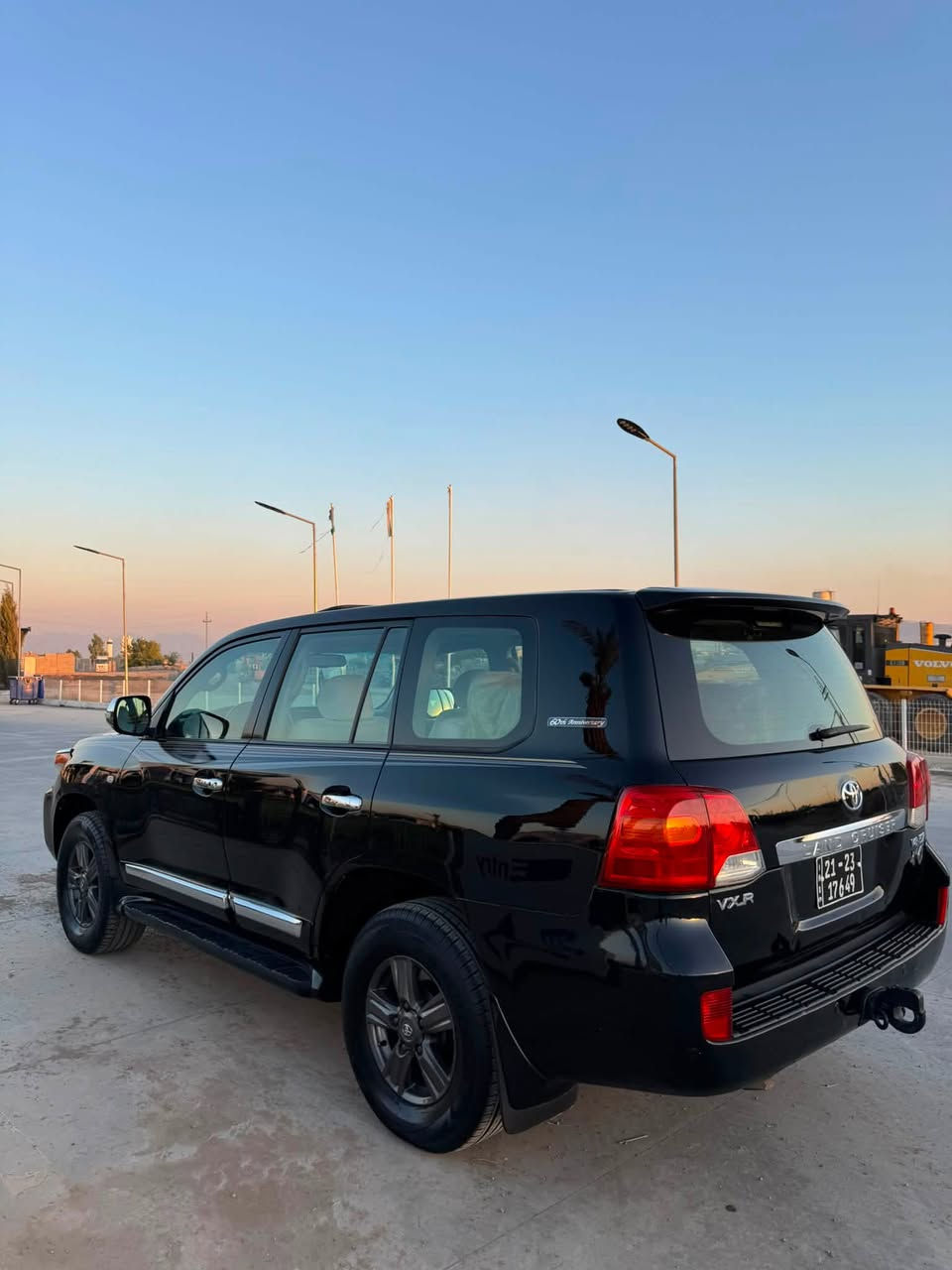 سه رتا به ناوه ى خواى گه وره وه نه وشه موديل ٢٠٠٩ V8 به شه راتى دوبه ى هه موو گيانى جايزه گيرو ماكينى و توندو تولايو هه موو گيانى به شه رت يه ك پارج و په له يه كى بوياخه بي ناو ٢١٤٠٠٠ هه زر رويشتوه زور تازه يه نرخى ١٩٠ گه لا مه جالى برايانه كؤديش كراوه به شه رت ژم *********** فايبر واتساب
