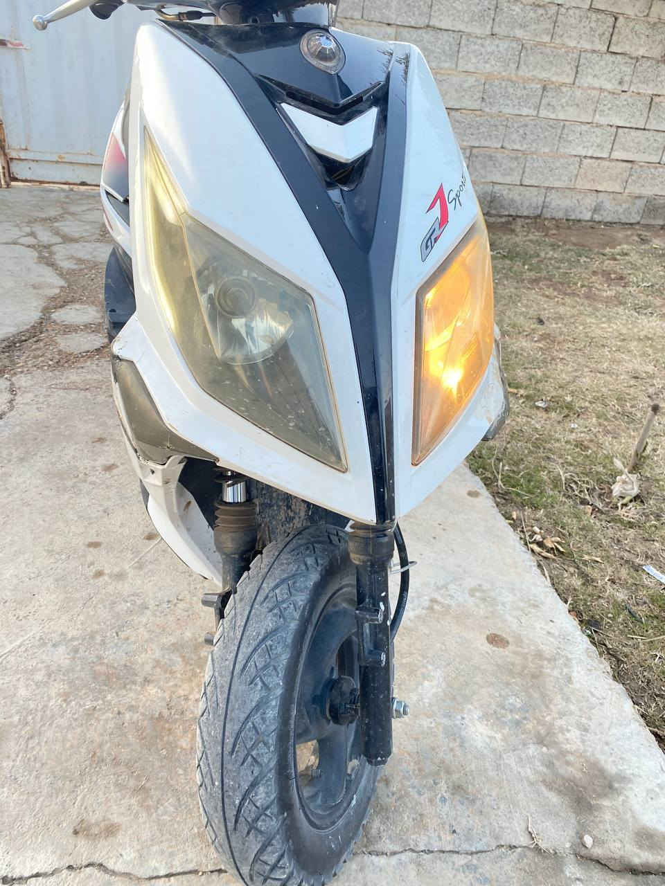 دراجه سكنس للبيع مديل 2020 دراجه هندر سلف كهربائيات كله شغاله دراجه بعده ع وضع شركه كابريتر بلاديه دراجه حلوه أو مثل ما موضح بل صوره وناعمه مال شغل متعبك صبح أوراق بيه سعر دراجه خاص او مناسب تلفون ***********
