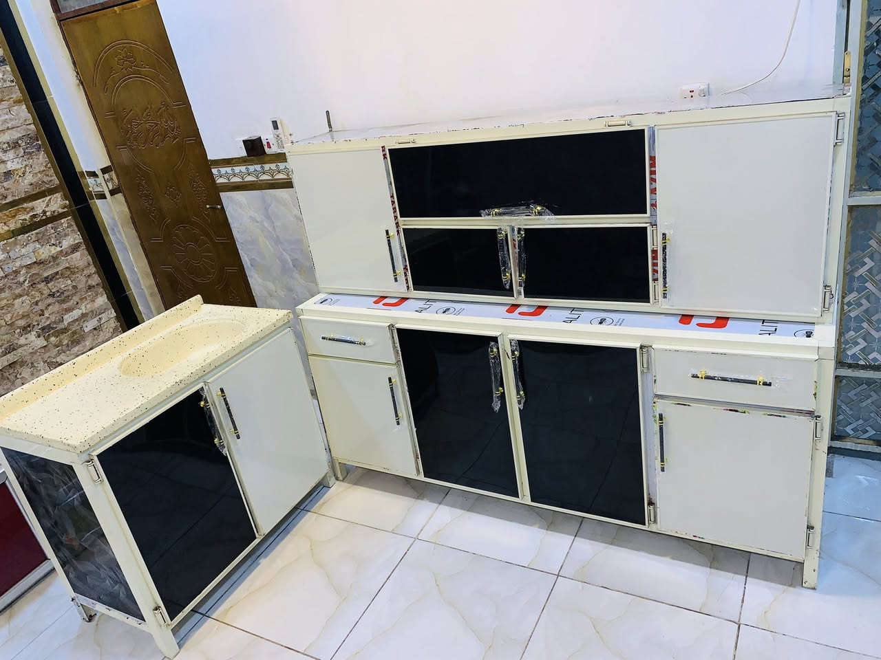 كاونترات مستخدم او جديد تفصال المنيوم اي ضرر مابي مكان بغداد اكو توصيل شراي خاص او *********** بي وتساب
