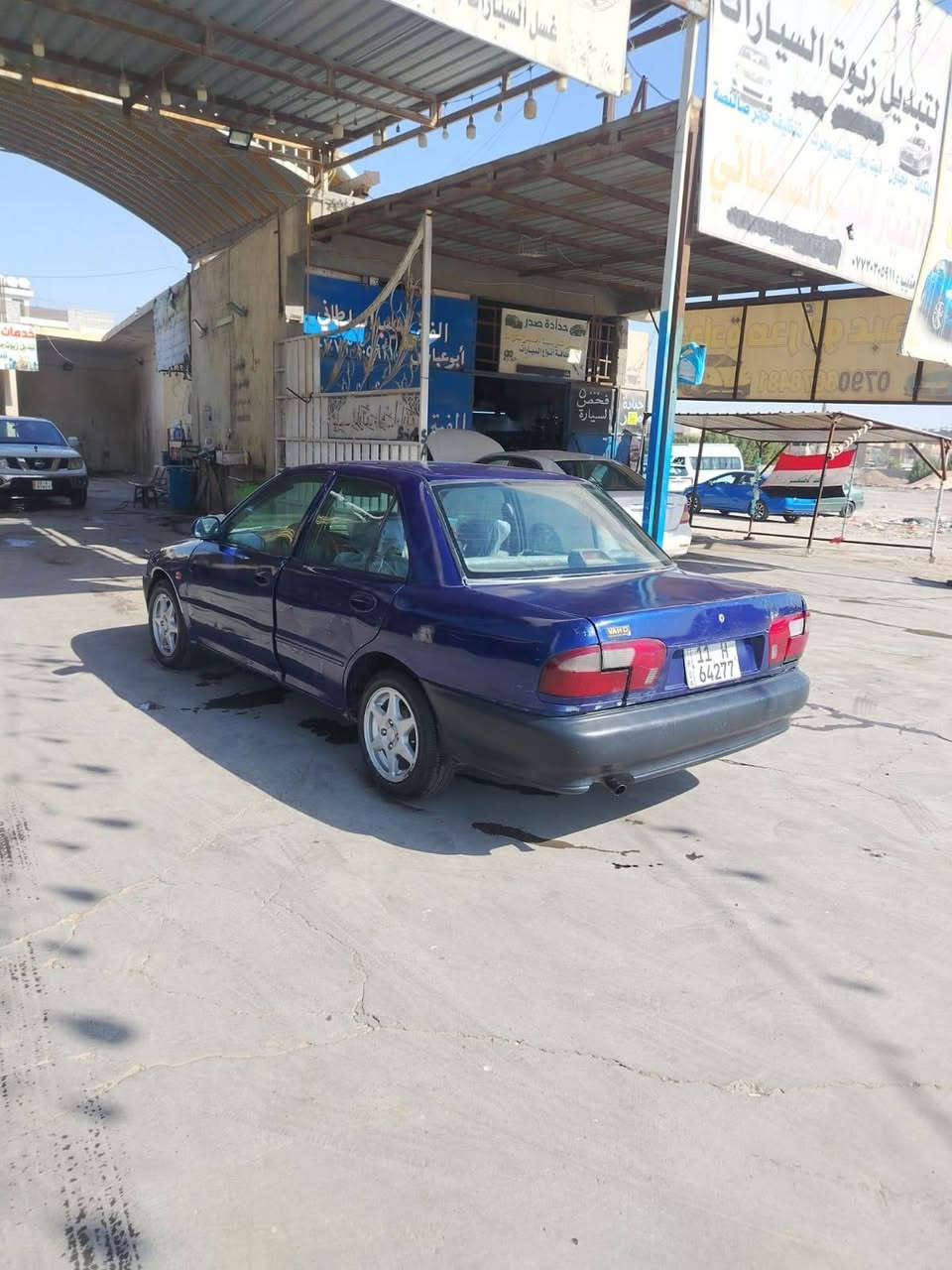 للبيع بروتون موديل ٢٠٠٥ سياره جاهزه من كلشي رقم جديد هزه جديده بيه خياسات بل دوسه قليل داخله بلادي نضيف وبيه طخه بل جوملوغ الخلفي عكس سايق السعر ٤٢ وبيه مجال للشراي  مكان الاعضمية ***********
