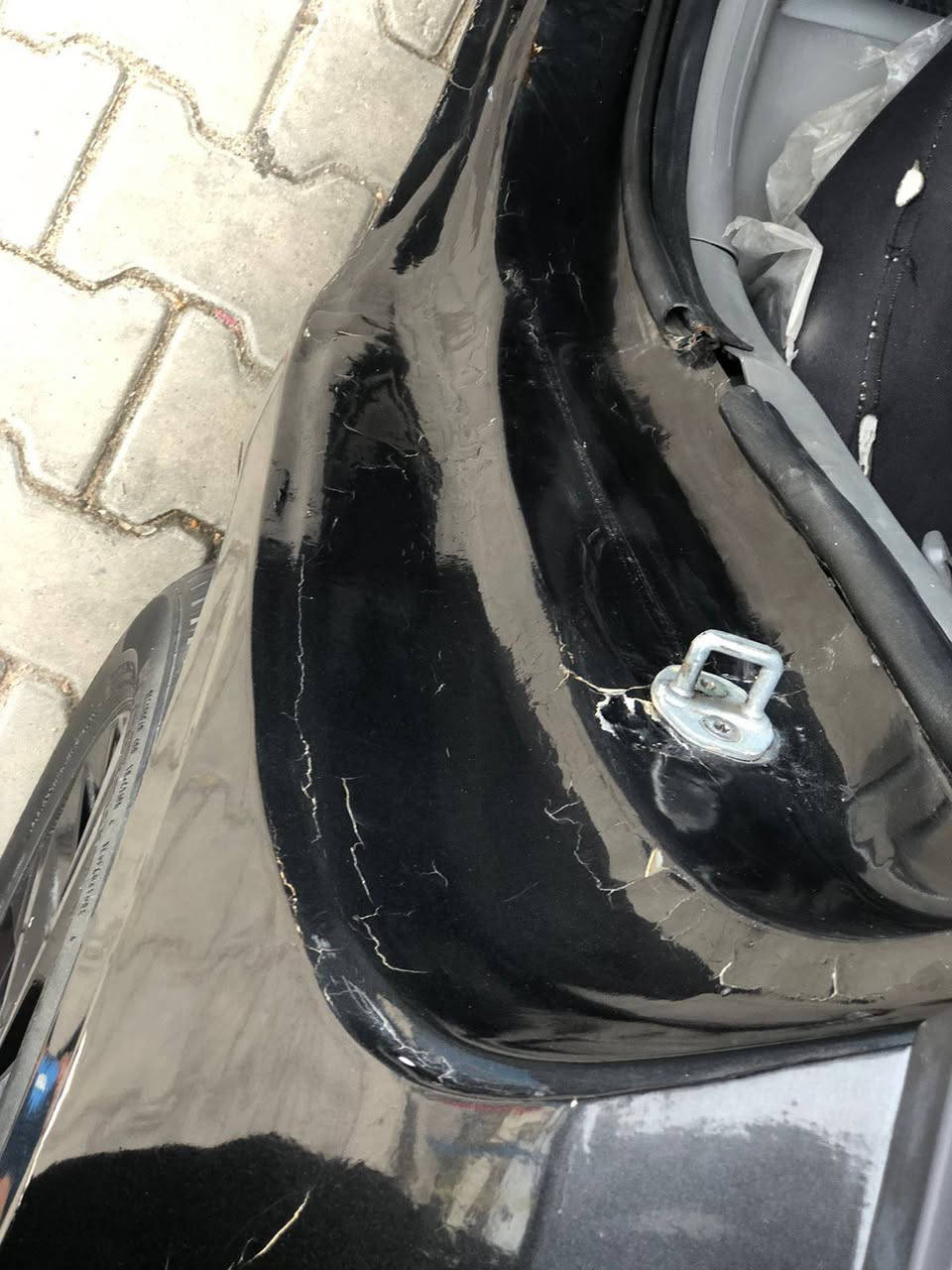 ا
السلام عليكم النترا اللبيع  وارد امريكي مكينه 2000دوش ماشية 97kmالف موصفات الامريكي معروفه  فول ماعده الفتحه ضربتها مثل ما موضح بصور الباب خلف السايق مبدل  باقي تفاصيل ستفسار ع رقم *********** غير متواجد ع النت السعر 137وبيها مجال
