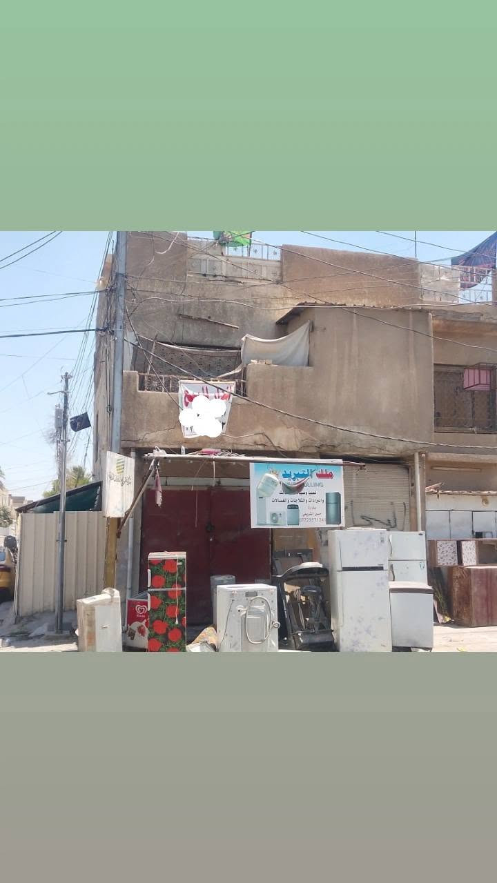 (وتحديداً قرب شارع البنزين خانة الشهداء شارع الوازات)
لكل من يبحث عن مساحة ممتازة وسعر ممتاز للاستثمار أو السكن، 
مكتب الخضراء للعقارات يوفر لكم هذا العرض المميز:

💥 تفاصيل : العقار
• المساحة : 100م
• الأبعاد : واجهة 10م × نزال 10م 
• الملكية : طـــــــــــابو  ملك  صـــــــــــرف
• المنطقة مخدومة بالكامل
      (ماء، كهرباء، صرف صحي، وتبليط)

💰 للحصول على السعر والتفاصيل الإضافية:
يرجى كتابة الرقم ( 1 ) في التعليقات، 
( الرد تلقائي)
وسيتم تزويدكم بكافة التفاصيل عبر رسالة خاصة 📩.

(ملاحظة: التعامل والتفاوض يتم مع صاحب العقار حصراً).

🛑 إذا لم يكن هذا العقار هو ما تبحث عنه، فلدينا تشكيلة واسعة من المنازل والأراضي التي تلبي كافة الأذواق .

🔹 لمزيد من المعلومات أو لتنسيق موعد لمعاينة العقار على أرض الواقع، يرجى الاتصال بنا:

 رقم الهاتف: ***********/***********

🔹 أو زيارة موقع المكتب: 
   أبو دشير - شارع خط نفط  - قرب البرج 

مكتب الخضراء للعقارات .. خيارك الأول والأضمن في عالم العقار.

#دمتم__في__رعاية__الله_وحفظه
