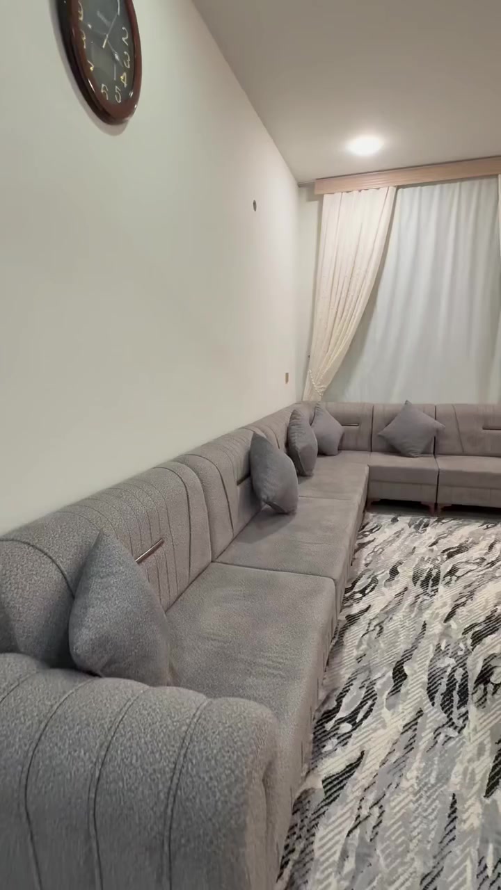 ديوان كامل 10 مقاعد جديد مابي شخط السعر ٥٠٠ الف وبي مجال مكانه الدوره/شارع الوادي  للتواصل دايركت👇🏻


**إذا كنت صاحب هذا الإعلان وتريد حذفه لأي سبب، رجاءا أرسل رسالة إلى الدعم الفني**