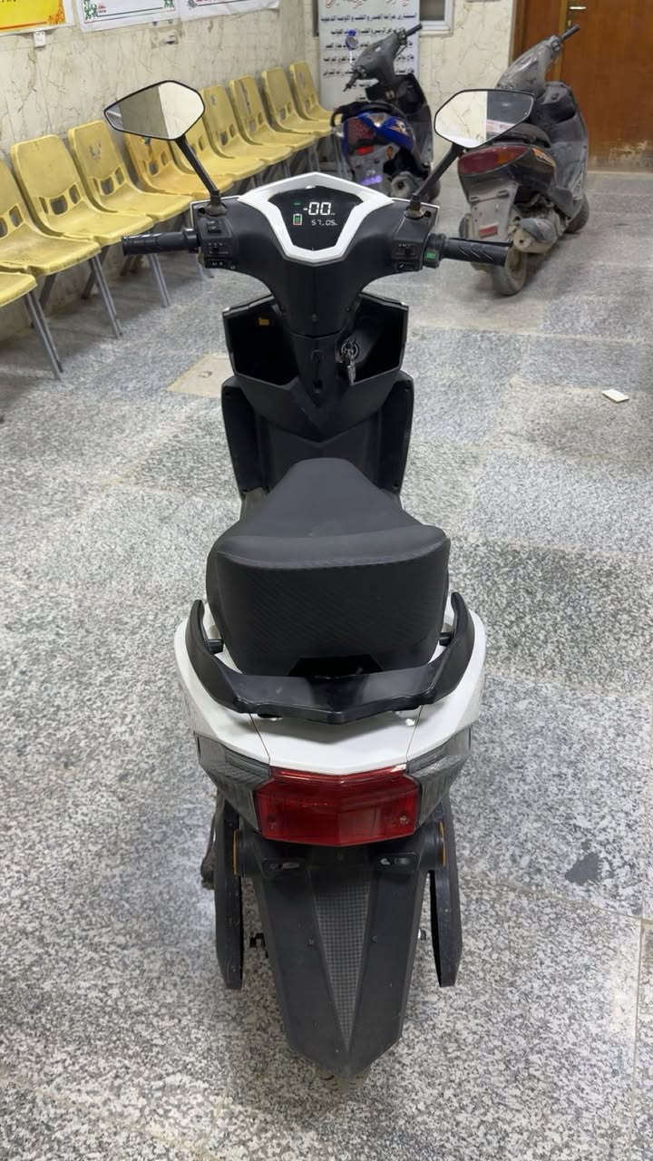 دراجة شحن 6 بطاريات جديدة صارلي شهرين من مآخذها سعرها ٧٠٠ وبيها مجال مراسله واتساب ***********
