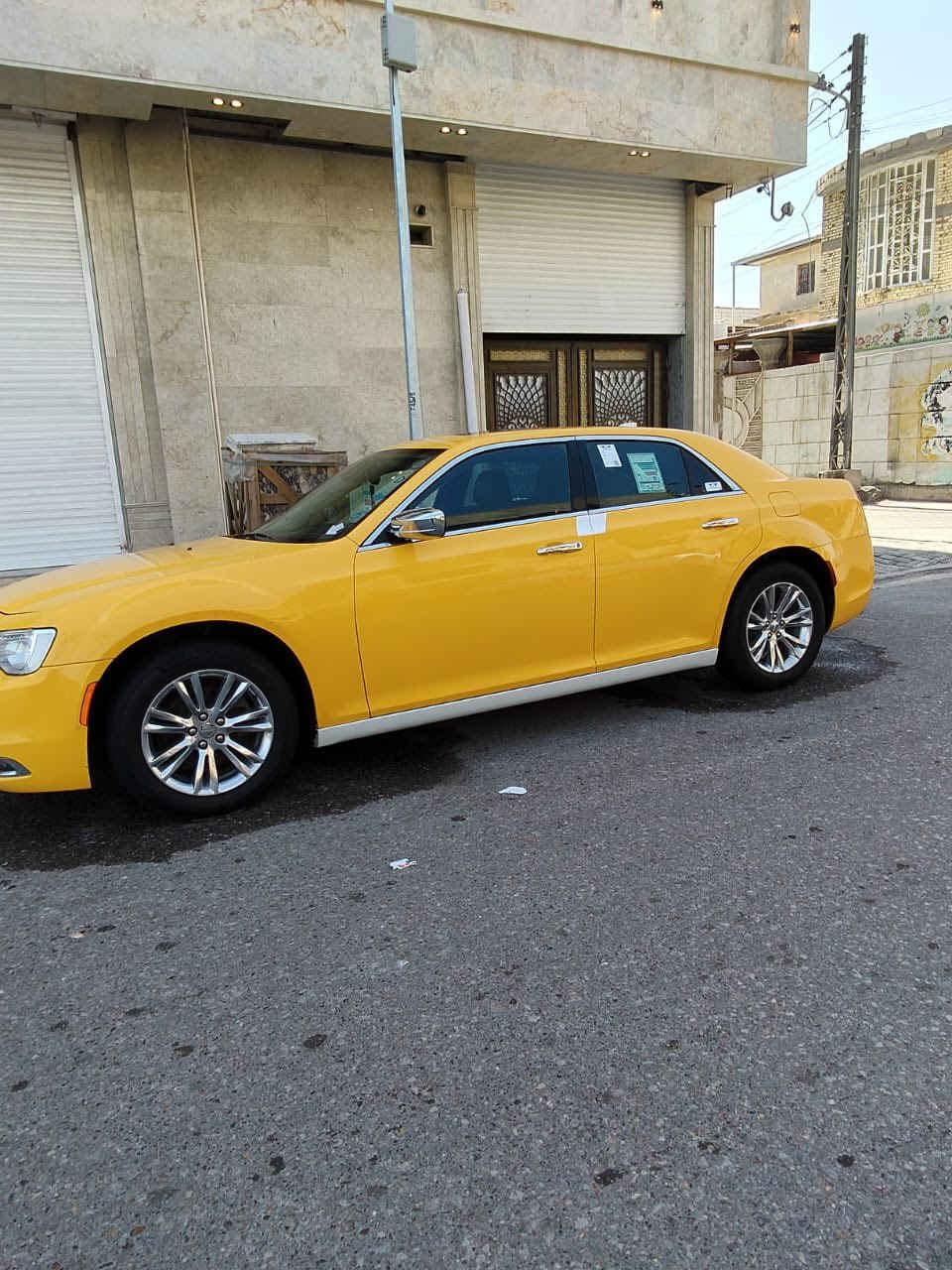 السلام عليكم 🫡 
على بركة الله تعالى
اوبامه C300 للبيع
رقم ذي قار  / اجره 
موديل 16 / معلايه 22 
مواصفات 
فتحه  كشنات تدفه + تبريد
تو ويل
جاهزه سياره وجديده 
تخم تاير ويل مكسيكي
حداديه كير محرك كله شرط
حجم المحرك 3/600
خط وبحث 
سوق الشيوخ / بغداد
ماشيه / 228912 مايل
حادثها جاملغ الايمن الامامي
وبنيد نفسه راجع
بدون ايرباك 
السعر 210  قابل للتفاوض 
مكان سياره ناصريه 
سوق الشيوخ  للاستفسار
***********/
