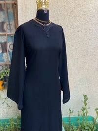 خياطة حسب الطلب • توصيل محافظات • تخفيضات محرم