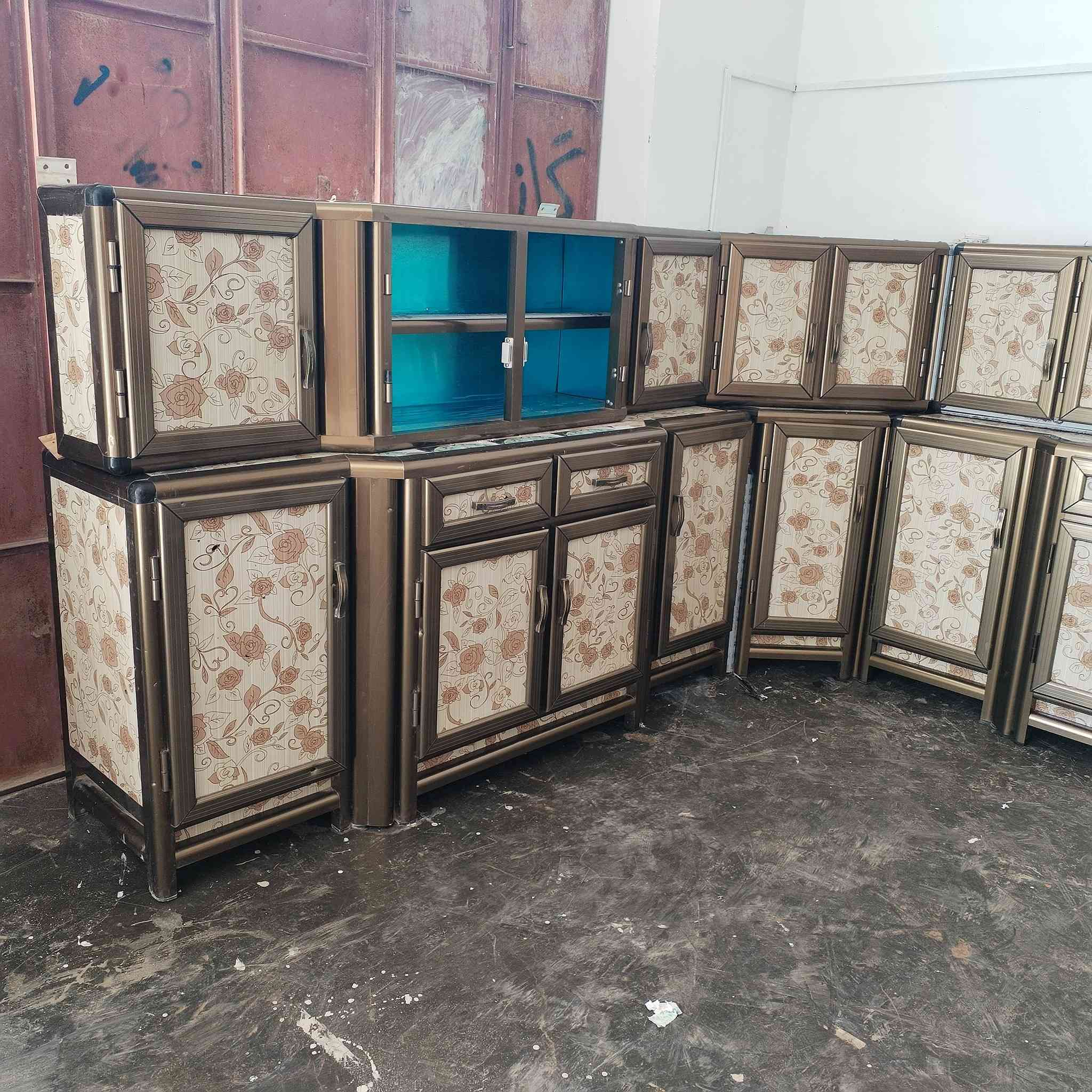 سلام عليكم يوجد كاونتر سعودي درجة أولى *********** واتساب توجد خدمة توصيل ٦ قطع للبيع في الرمانه البعبيد
