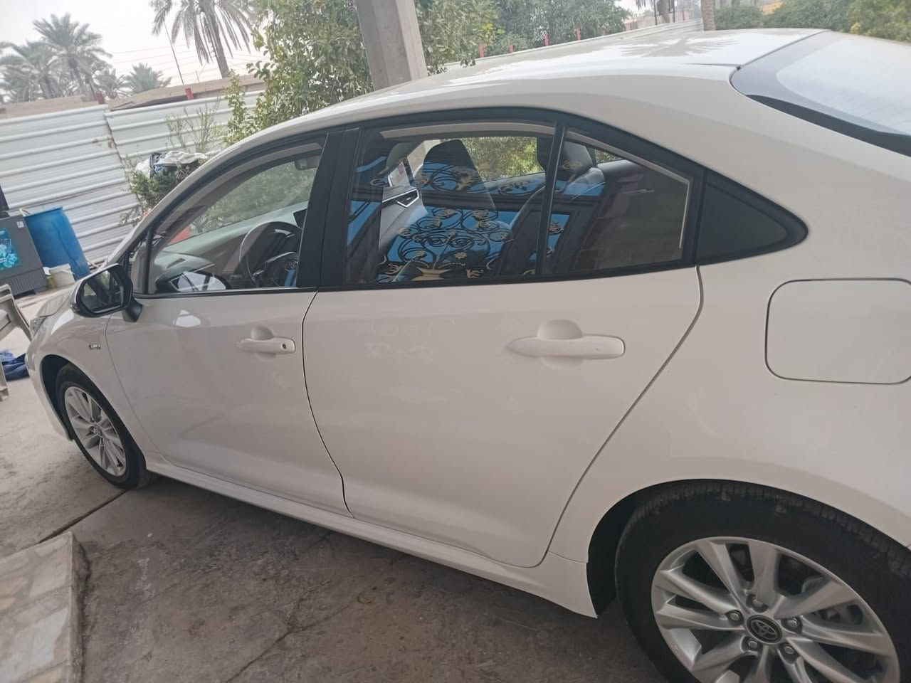 سلام عليكم كوولا هايبرد خليجي 2025ماشيه11لف فوال مواصفات واحد عل واحد  اللسعر159 بيها مجال رقم الهاتف ***********)(***********
