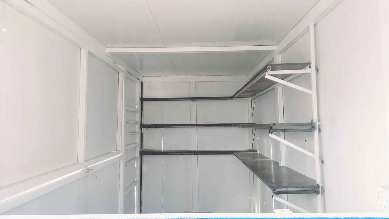 كشك متنقل للبيع حديد قوي وباب رزق متنقل يرهم الكل المشاريع الزغيره السعر مليون و٧٠٠ المكان بغداد الشرطه الرابعه اي استفسار  واتساب او اتصال  *********** بغداد, العراق
