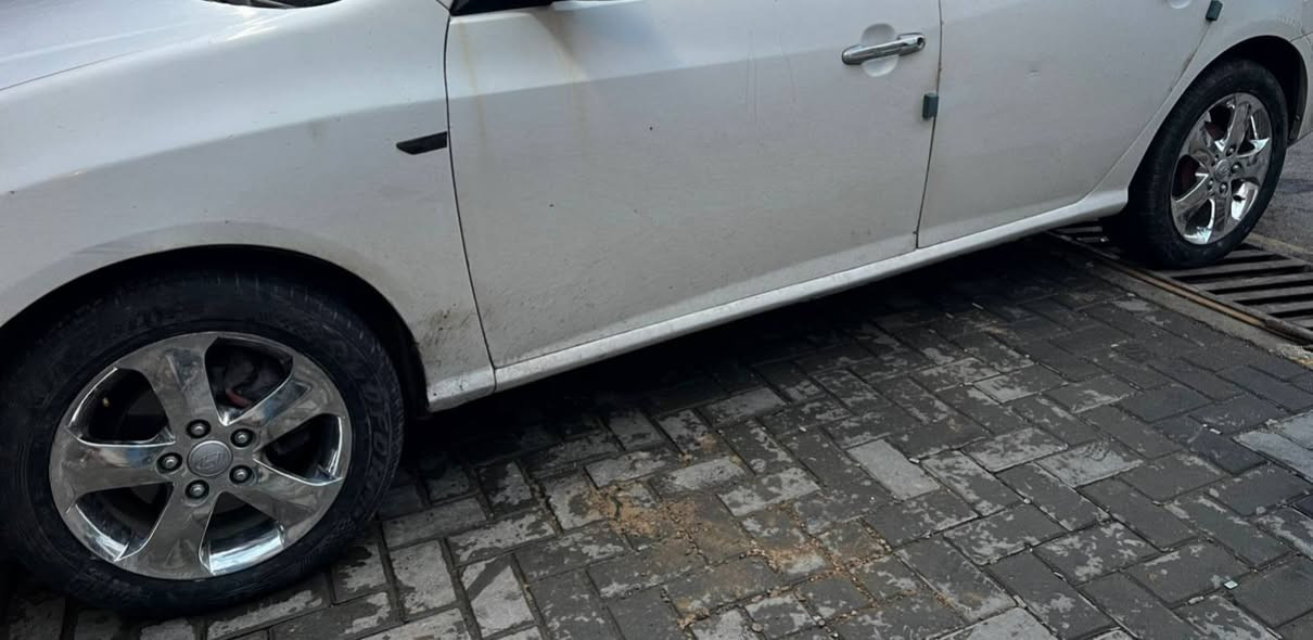 تخم ويل افانتي النترا 
نضيف اصلي 
مع تاير نضيف 
السعر ٣٥٠ بحك الويل


**إذا كنت صاحب هذا الإعلان وتريد حذفه لأي سبب، رجاءا أرسل رسالة إلى الدعم الفني**