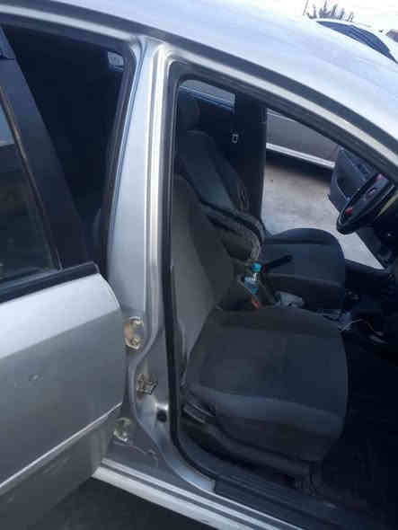 ئوپترا ٢٠٠٦
رەنگ سلڤەر
گێر و مکینە بشەرت 
گێر ئوتوماتیک 
مواسفات عادی 
داخلی گەلەک پاقژ
... 
سبخا وێ ٣ نیڤ قتعەنە یعنی نە قتعە کاملن 
و یا کحلی و سنگ و پشت کەبسن بێ داخلی
.....
سعرا وێ ٦٣ و مجال
 غرامە ٢٦٠ هوار دێ ژسعری هێنە خار

رقم : ***********
*********** دهوك
