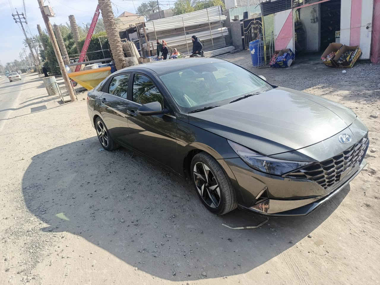 اسلام عليكم 
الانتره. موديل 2023 دخول جديد  فول 1/1 جاملغ بدون دواخل 

المواصفات.فتحه تحكمات استيرن كشنات جلد تدفئه تبريد
سايد بريك دكمه  سياره بدون إرباك 

رقم الهاتف ***********

غير متواجد عله افيس بك
