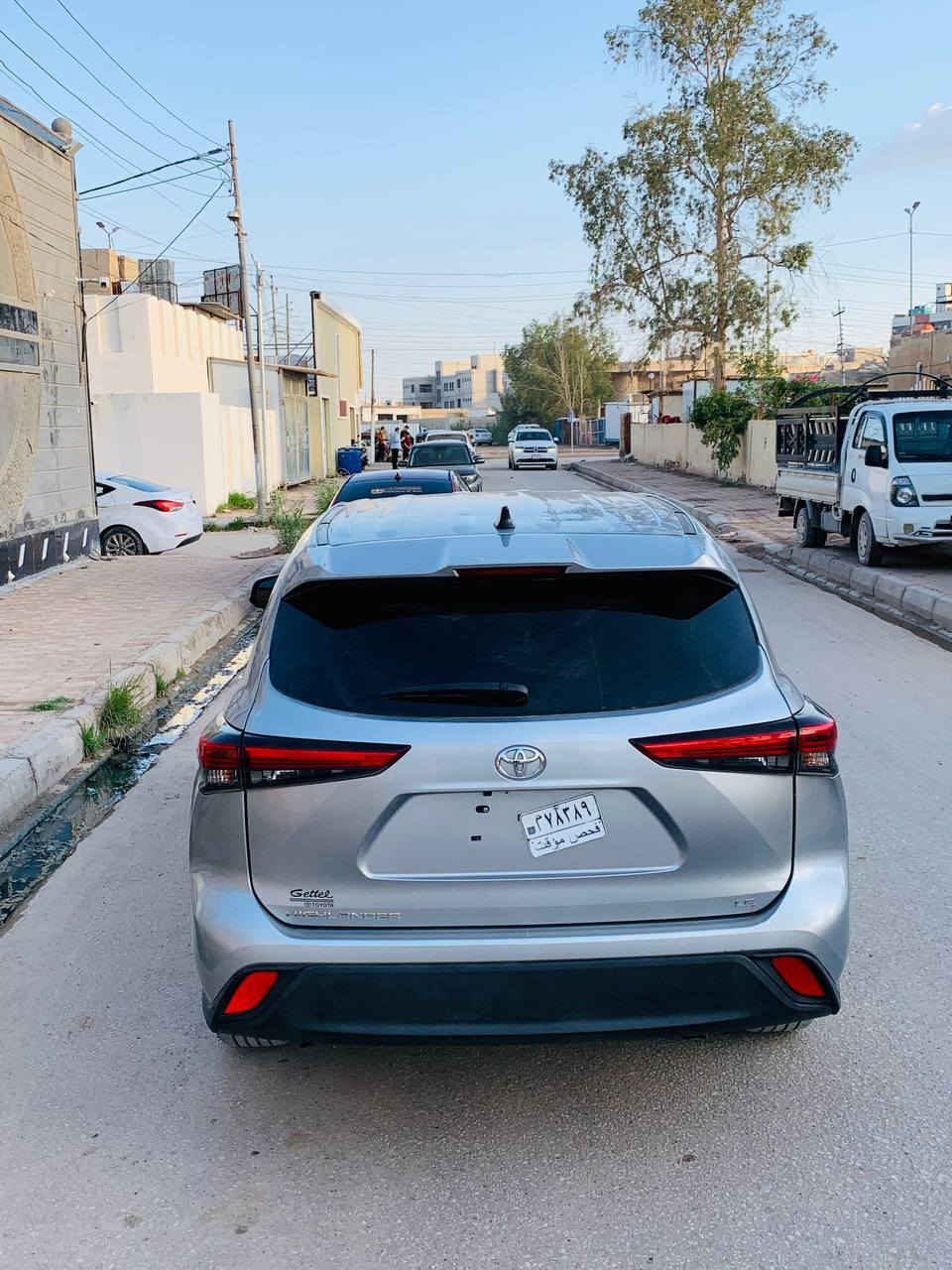 بيع مستعجل ٣٠٠ ورقة 
هايلندر ٢٠٢٣ LE
 مكينه ٢٥٠٠ تيربو  
تترقم اي محافظة كلين تايتل بدون حادث  
 
 
مكان السياره بابل  

لايت زينون 
رادار جانبي 
رادار امامي
تنبيه تصادم 
مثبت سرعة 
تنبيه خروج عن الطريق 
كامره دواره 
جنطة كهرباء
٣ أنظمة قيادة 
سايد بريك اوتماتيك 
ودخول ذكي 
بقية المواصفات معرفة
***********
