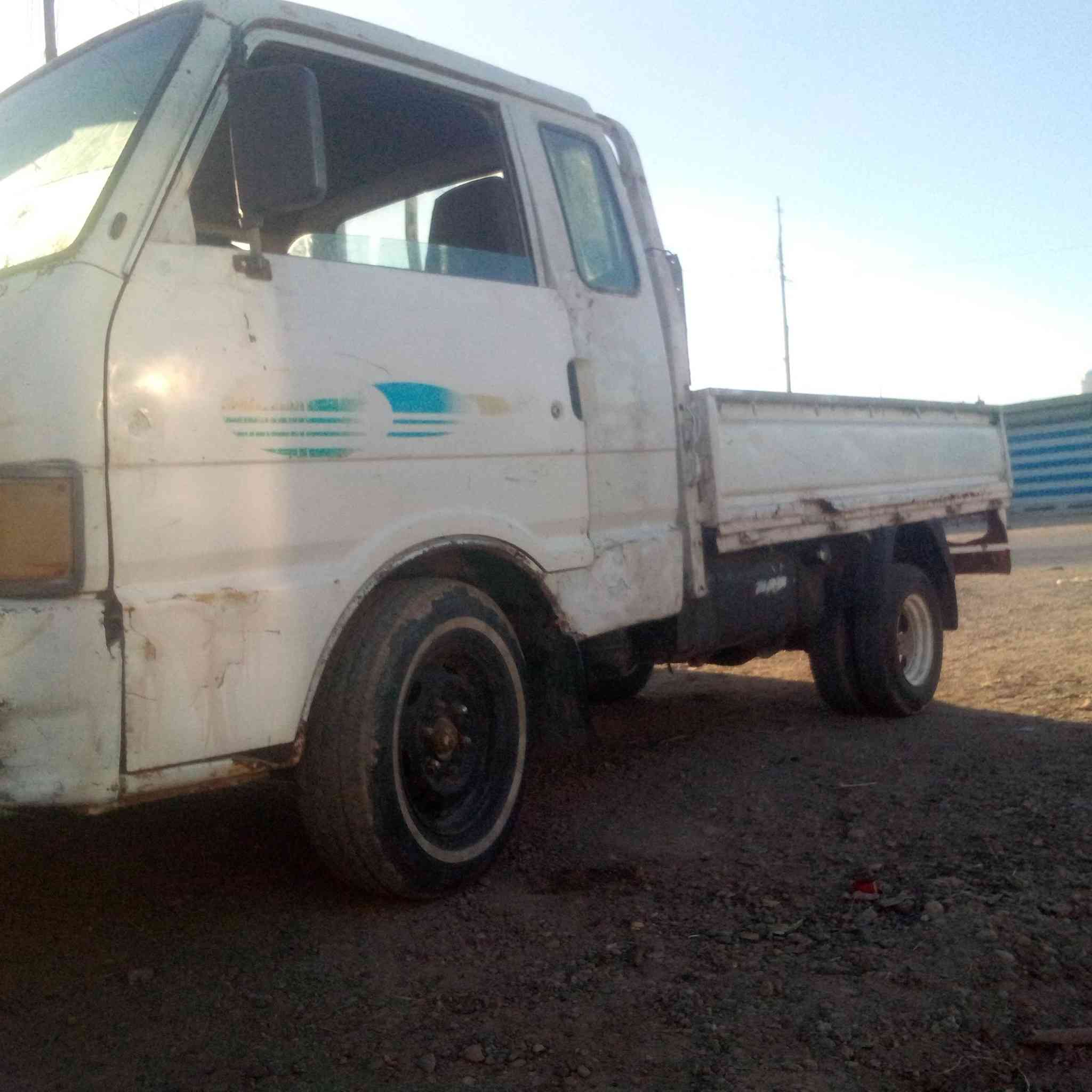 السلام عليكم 

كيه بنكو للبيع موديل 94 رقم أنبار منفيس تستلم كاز سنويه ضايعه السياره شغال المحرك زين الكير بس الثالث ما يجي الاكسل بيه ونه السياره كدامك شوف المنشور زين وقتنع وبيك خير وتدلل أبيع كوم حديد أتعهد سرقة وعشائر السعر 15 وبيها مجال شي قليل حك الجيه مكان بغداد ابو غريب الزيدان *********** واتساب موجود
