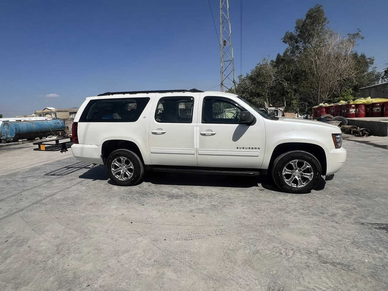 للبيع – سيارة شيفروليت موديل 2007 (جاهزة)
سيارة بحالة ممتازة وجاهزة للاستخدام مباشرة، بدون أي صرف إضافي:

 • تخم تاير جديد

 • حدادية جديدة بالكامل

 • كير جديد

 • مكينة جديدة

 • منظومة تبريد أمامي وخلفي جديدة

 • السيارة نظيفة ومضبوطة

سياره بيها ضربه 12 سنتيم فقط

سعر - 170 ورقه وبيها مجال قليل

📄 الأوراق:

رقم إنكليزي، السيارة باسمي (تحويل فوري)

📞 للتواصل:

***********

***********
