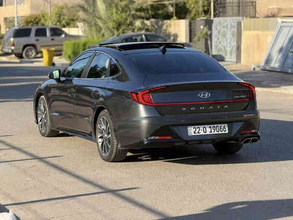 -
سوناتا موديل 2023 فئة لمتدد فول الفول
اعلى فئة بالسوناتا--بدون ايرباك بدون دواخل
ربع البنيد صبغ بيها فقط ليبل واحد كلها
  شنو ابالك بيها مواصفات
اوتو بارك تتقدم وترجع بالريمونت 
رقم اربيل  تحويل وكالة حاضر حجم المحرك 1600تيربو  صاروخ 🚀 
السايره دخول جديد ماشيه (24   الف))
1- بصمة ابواب لمس + تشغيل + صندوق
2- بانوراما ( فتحة سقف ) + بردة سقف كهربائي 
3- دشبول دجتال متغير 3 الوان
4- كشنات كنتارا حضن  
5- كشن كهرباء  2 امامي 
6- كشنات تدفئة تبريد
7- خزن 128 كيكا + ( android auto + apple car play)
8- 4 رادرات امامي وخلفي وجانبي + توقف تلقائي
9- اشاير في المري + نفطة عمياء في المري
10- انارة داخلية مركزيه 13 لون بلادي بيبان ودشبول
11- شاشة الحجم الكبير 12 انج + تحكم عام على السياره
12- سستم صوت BOSE الصوت 12 سماعة و دمام 2
13- لايت امامي 4 عدسات LED بكلايتات لد
14- هاندبريك بصمه + اوتو هولد للتوقف في الازدحامات
15- شاحنة طوارئ شحن سريع
16- منفذ USB امامي خلفي 
17- شفتات في الاستيرن كير ( تبترونك رياضي )
18- نظام المساعده على الاصطفاف
19- نظام الترحيب عنده الاقتراب داخل وخارج السياره
20- ويل سبورت N حجم 19 
21- 4 وضعيات قياده + تغير اللون في الدشبول 
22- نظام تحديد المسار 
23- مثبت سرعه 
24- نظام مستشعرات في الباب من تنفتح الباب تتوقف السياره 
25- تبريد السياره بيانو 
26- كيجات الكتورنية
27- كير 8 نمر دبل گلج
28-  خمس كامرات
السيارة مكانها بغداد الكرخ حي الجهاد الاطباء 
اي استفسار الاتصال على الارقام
 غير متواجد على فيس فقط واتساب
سعرها 198   ورقة  
--
***********  
واتساب او الاتصال عالرقم
