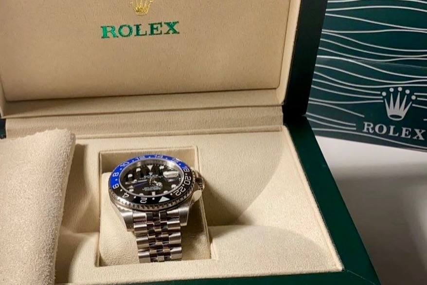 Super clone rolex gmt batman 
Jubilee bracelet 

#watch #rolex #menswear #qirat


**إذا كنت صاحب هذا الإعلان وتريد حذفه لأي سبب، رجاءا أرسل رسالة إلى الدعم الفني**
