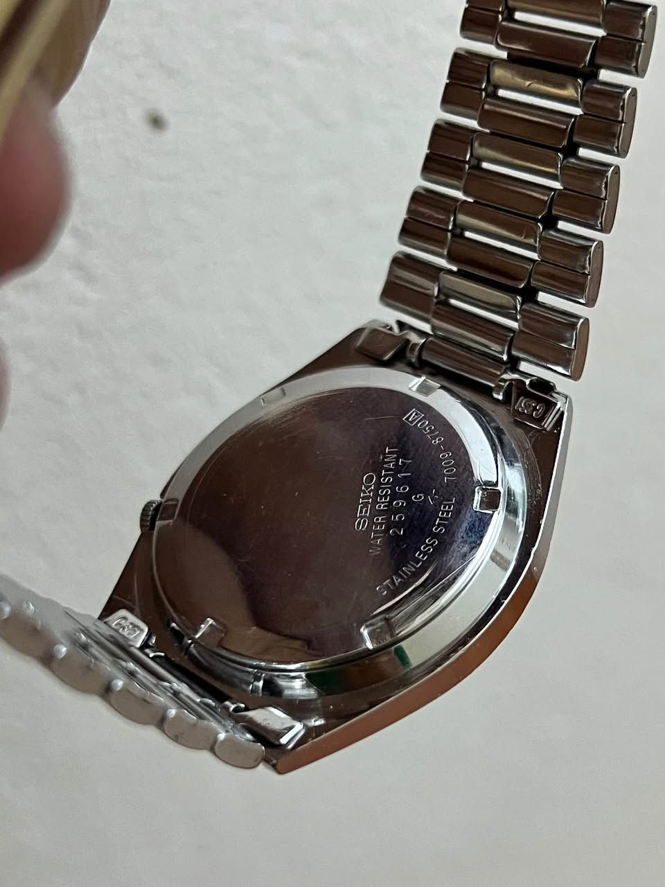 Vintage seiko 5 automatic Japon
calendrier arabe
38 mm
سيكو بتقويم عربي حالة ممتازة جدا 
الشحن متوفر بعد الأداء 
طنجة طنجة, طنجة أصيلة


**إذا كنت صاحب هذا الإعلان وتريد حذفه لأي سبب، رجاءا أرسل رسالة إلى الدعم الفني**