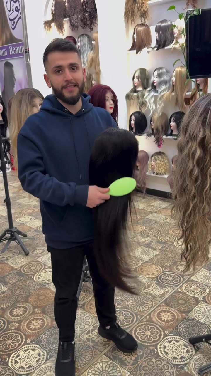 تفليش الاسعار فقط يمنه💃💃باروكات شعر طبيعي خام مو مخلوط 💃💃سمعت لبالي 💃💃جوده عاليه واسعار مناسبه 💃💃للحجز ***********
