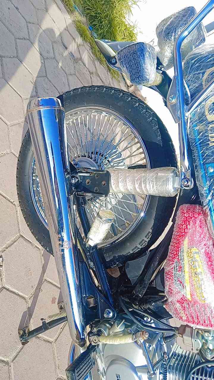 اسلام عليكم ورحمة الله وبركاته اخوان سيفان سكنر  موديل 2025 كفاله عامه مكانها واسط منطقه الزهراء دراجه نفس بل صوره ***********
