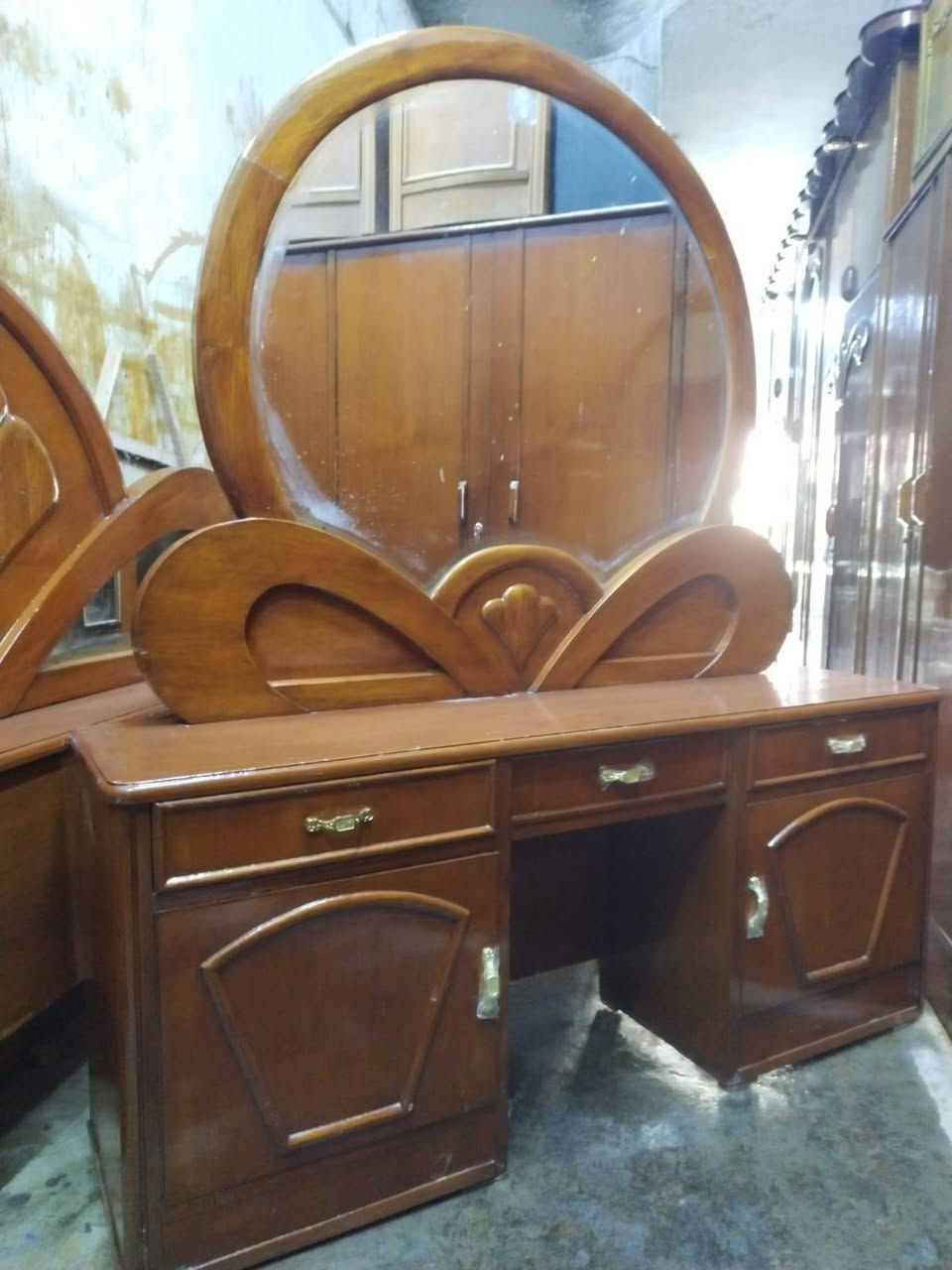 غرفه 6 باب طابق واحد صاج داخل وخارج مستعمل نظيف بغداد الأمين الثانية *********** سعر ٥٥٠
