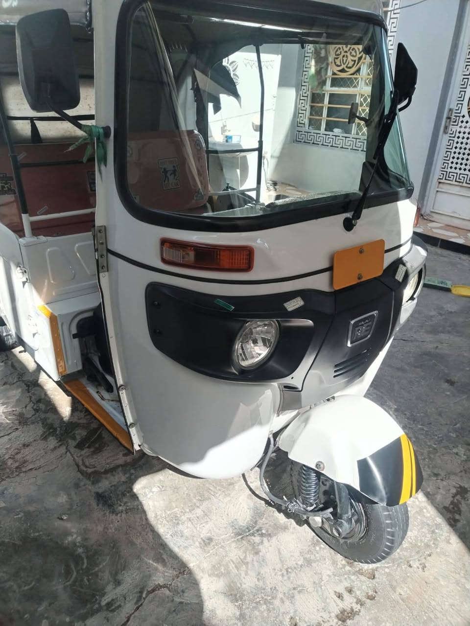 تكتك للبيع مديل 22 مكفوله كفاله عامه رقم واسط شراي ***********
