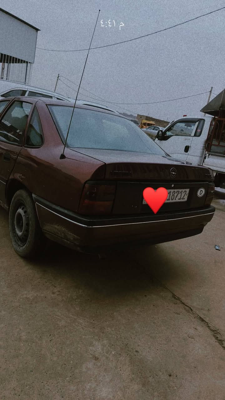 السلام عليكم اوبل فيكترا موديل 91 حجم 20 كربون بنزين موجود السياره رقم نينوى باسمي  وكاله تريد تحويل باقي التفاصيل هذا رقمي‏‪***********‬‏
