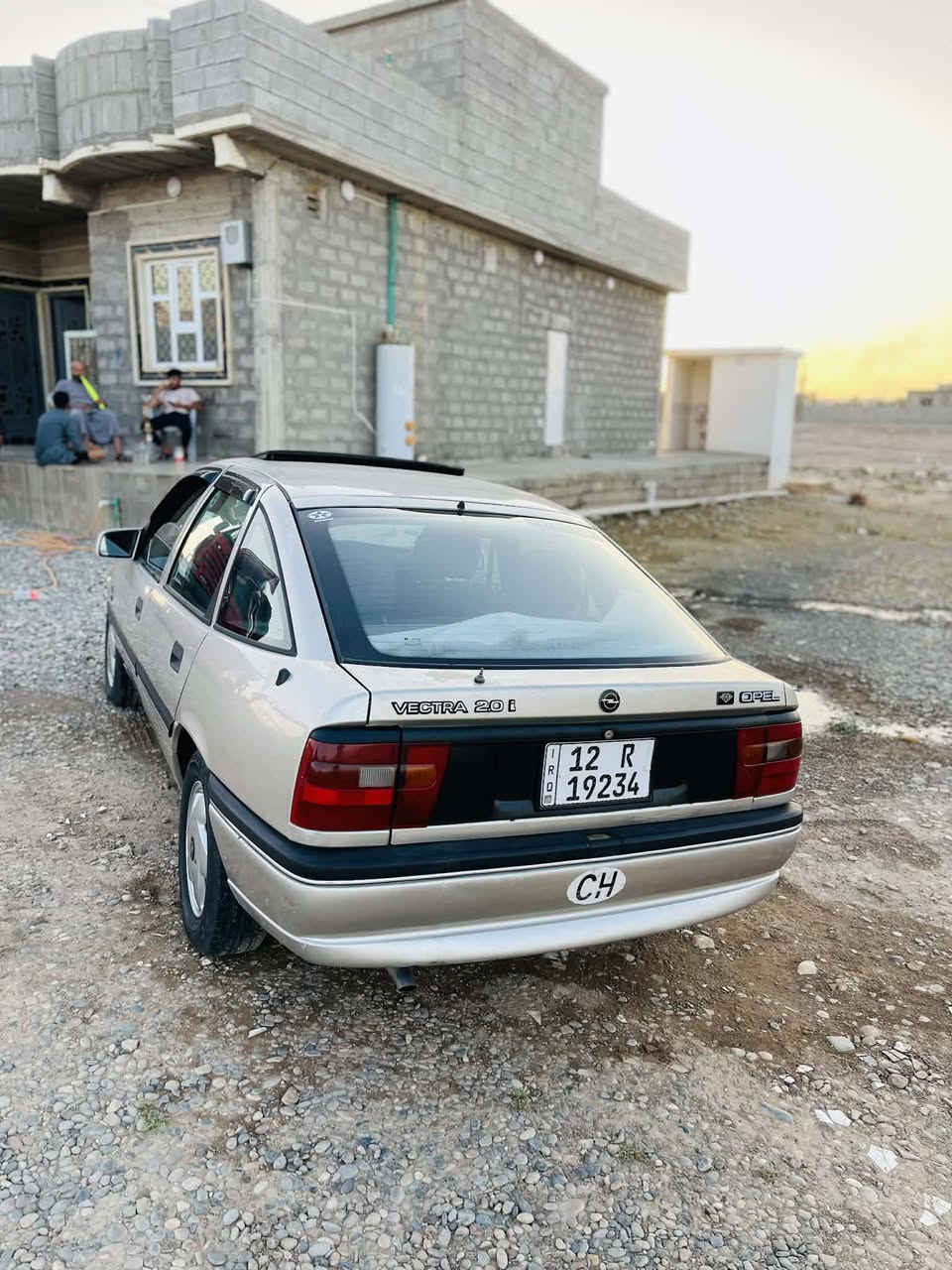 اوبل فيكترا موديل 93 اني الشرعي السيارة جاهزة السعر 43 ***********
