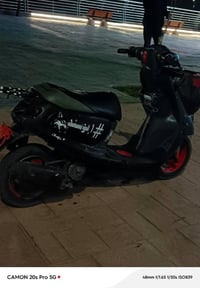 مطور كهربائي • شغّال • موصّل جانبي