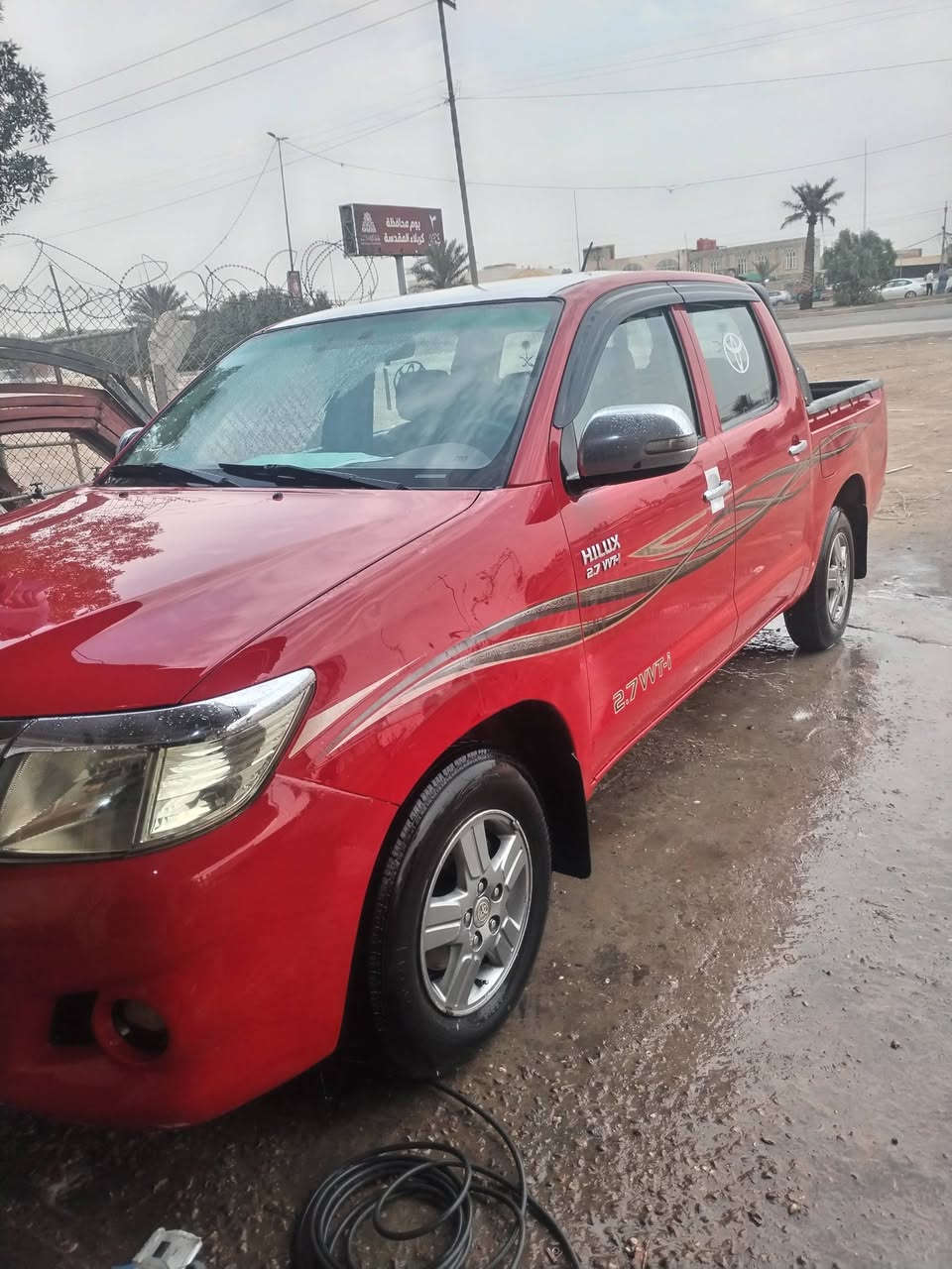 السلام عليكم تيوتا موديل 2014 شاصي 19 كويتي السياره مكفوله كفاله عامه بيها مكانات بارد فقط مكانها كربلاء تحويل مباشر السياره جاهزه من كلشي اي نقص مابيها من تبريد من حداديه من تخم تايارات مال جناي السياره معروضه 190$ وبيها مجال للشراي الشراي يتصل ***********
