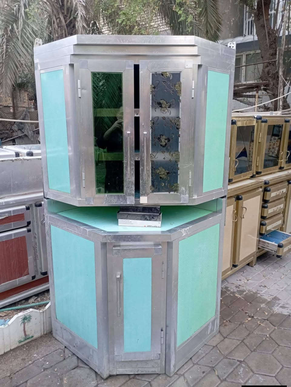 انواع الغراض المنزلية نجف حي الحسين خلف مطعم العزاءم مقابل هيئة الحج والعمره القديمه واتساب ***********
