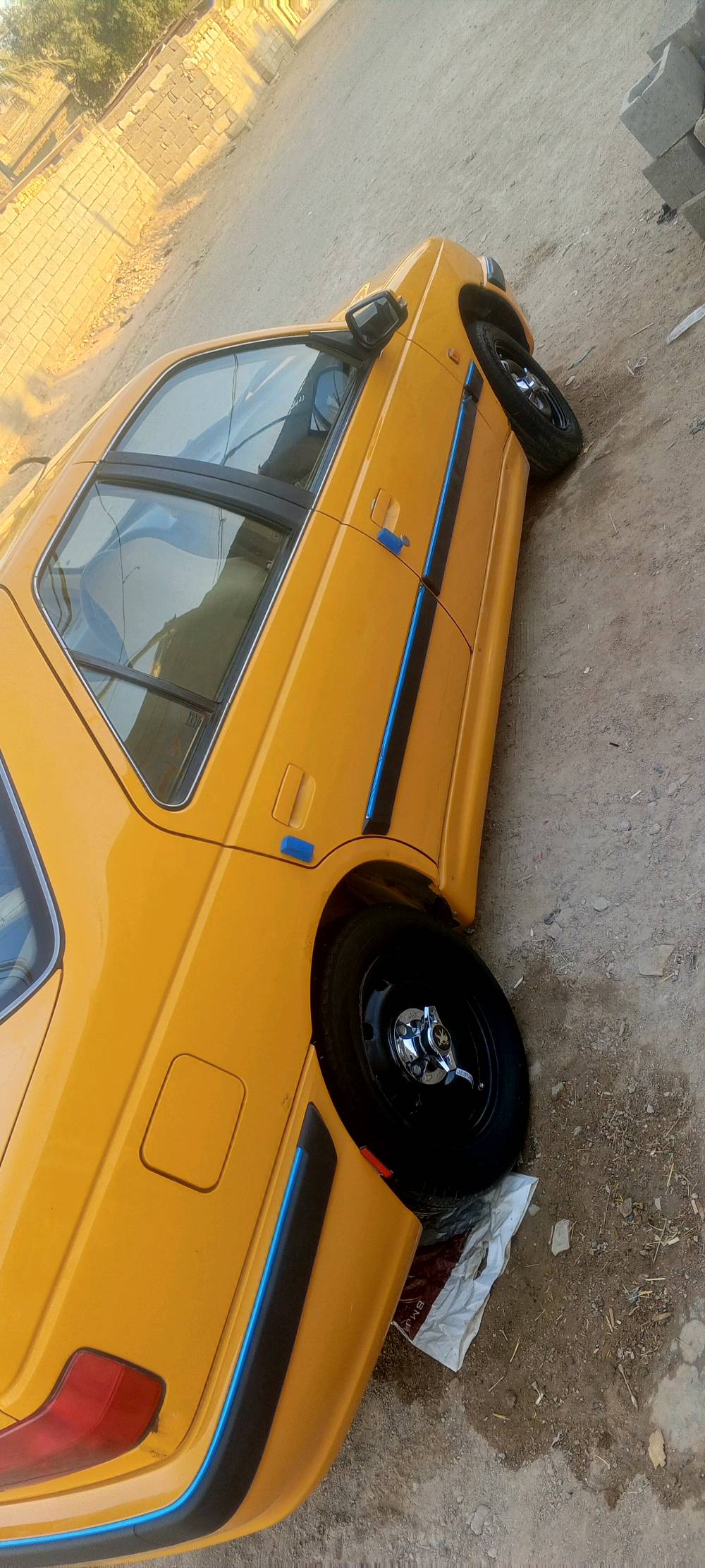 بيجو بأرص 18نضيفه 
تخم تاير جديد حداديه جديده 
رقم نكليزي السنوية ال30
الشراي يتصل على الرقم ***********
