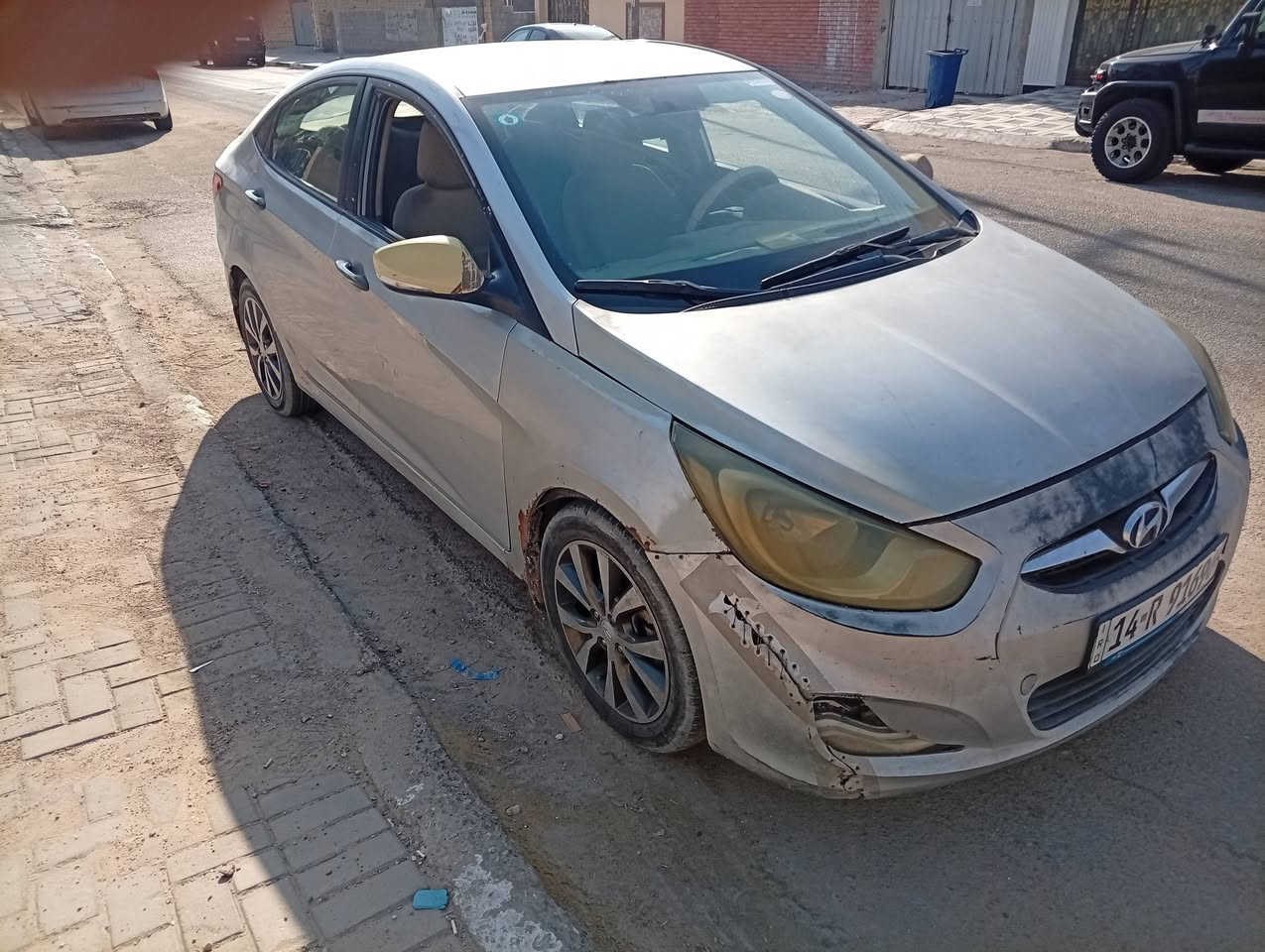 سلام عليكم سياره اكسنت خليجي 2012 تخم تاير تبريد حداديه السعر 75 وبيهه مجال سياره رقم بصره المكان البصره شوف العين ***********
