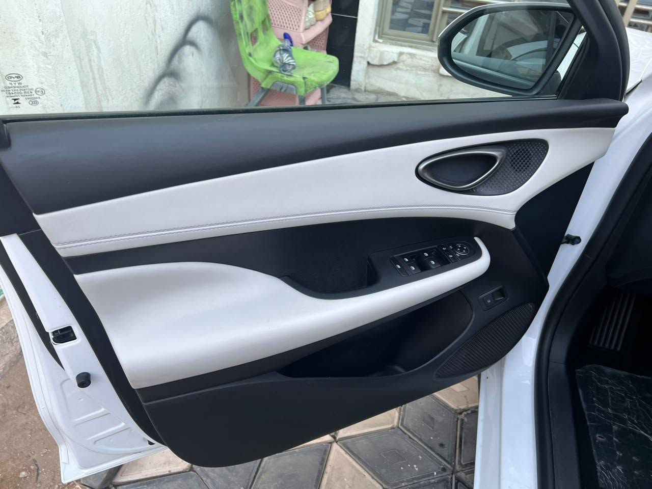 سيل 5 موديل ٢٥ ماشيه ٨ آلاف مكفوله لارصعه لابارد لاصبغ داخل ابيض سعر ١٨ و٧٠٠ رقم ***********
