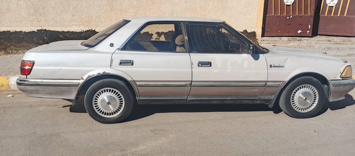 هارتوب السعر ٤٥ورقه
موديل ٩٠
مكفولة من الضربة 
والكص والحادث والصبغ 
مكينه كير خير من الله 
كهربائيات كله شغاله 
تبريد شغال 
مال بيت 
ومال جناي 
رقم بغداد إنكليزي 
تحويل ثاني يوم للاستفسار الاتصال على الرقم 
***********

واسط الصويرة 
وتدللون
