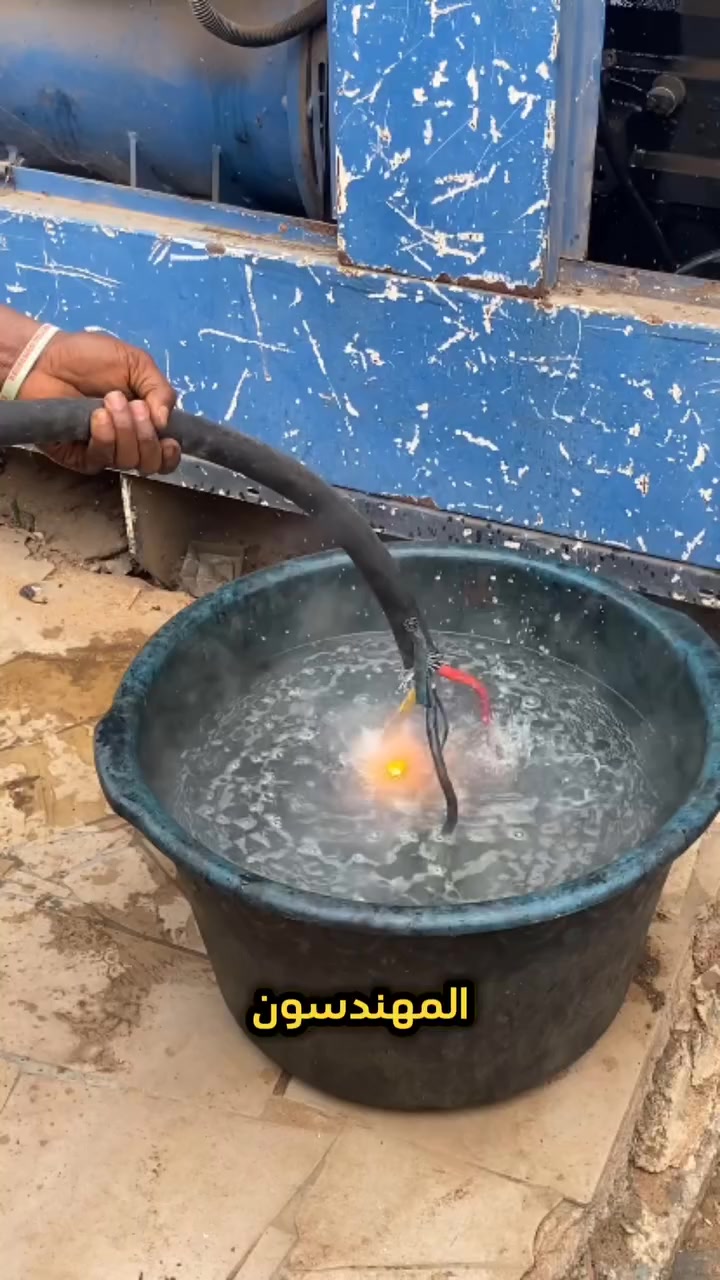 اختبار المولد بالحمل الوهمي، لتقييم الأداء والكفاءة التشغيلية ⚡

#GamingExperience #song #MobileGaming #competition #financialtransaction #renewableenergy #smartphone #ONLINETRANSACTION #transaction #socialmedia


**إذا كنت صاحب هذا الإعلان وتريد حذفه لأي سبب، رجاءا أرسل رسالة إلى الدعم الفني**