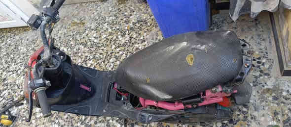 سلام عليكم درجة مال لعب 55
دراجه نص نكره نقصهه سبايدر وقباقه مال باتري
لبيع قفلهه 350 درجة شلعه معدل 
بكاني حي اور ***********
