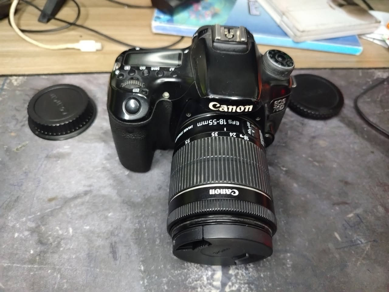 السلام عليكم
كاميرا canon D70 للبيع
نظيفة ومع جميع ملحقاتها من
رام
جنطة
بطارية
و شاحنه
السعر 600 الف
باقي التفاصيل في الخاص


**إذا كنت صاحب هذا الإعلان وتريد حذفه لأي سبب، رجاءا أرسل رسالة إلى الدعم الفني**