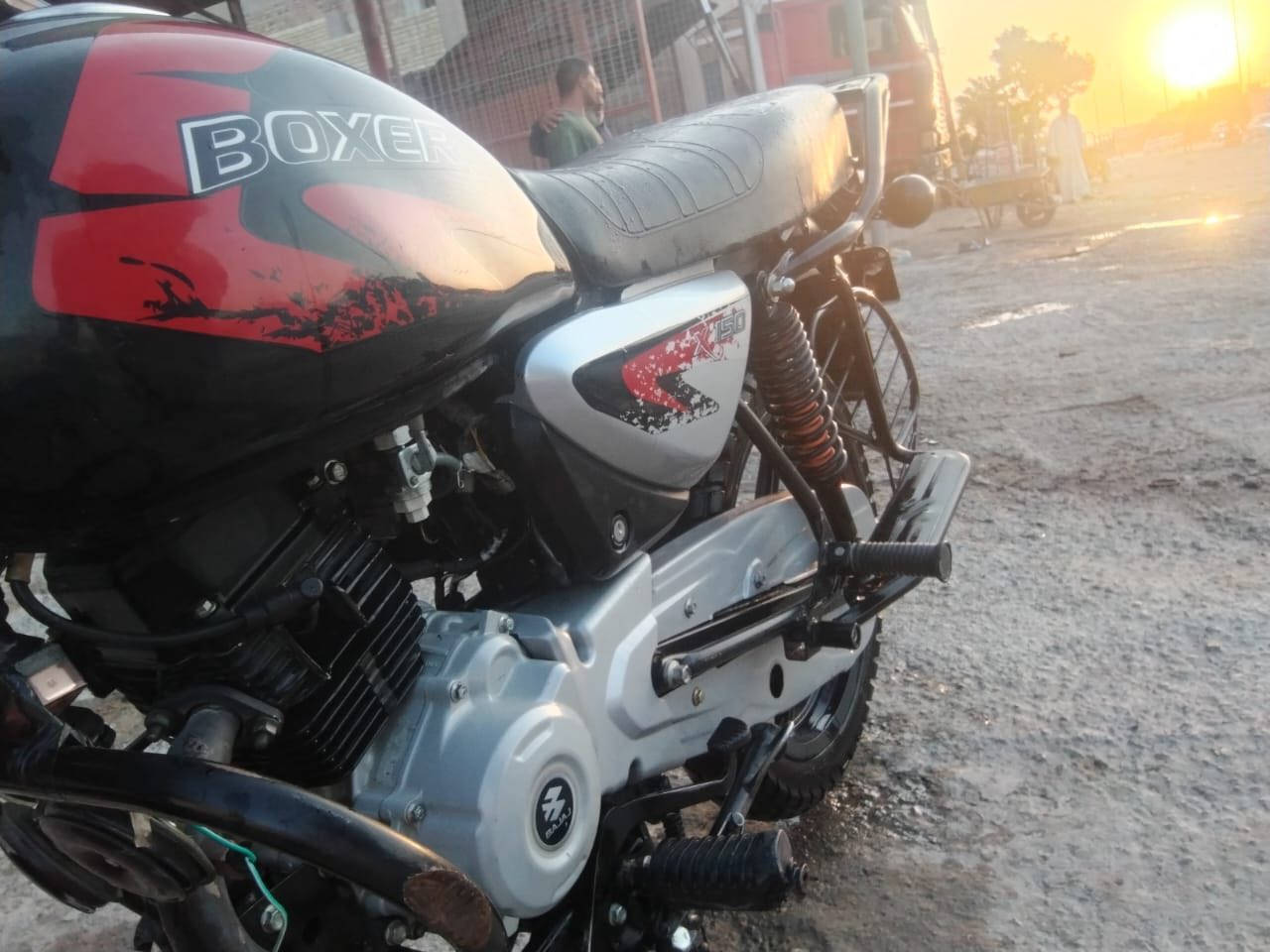 يا الله
بسم الله الرحمن الرحيم 
بوكسر 2023
مرقم نجف بأسمي( سنوية ورقم )
مكفوله من كلشي مامغتوح بيها برغي وماعايزه برغي 
مامشتغله دلفري استخدام شخصي ومابيها ضرر 
الاضافات 
بيها 2 زنون  ثلاثي لونين عالي وناصي 
تايرات جدد نضاف كلش 
مكينه بيضه حد النظافة 
السعر المطلوب 1950 قفل 
ماعجبك السعر لتعلق حلالي عدي وفلوسك بجيبك ماعندك ادخلي خاص وتاخذها بدون فلوس 
للتواصل واتساب واتصال ***********
