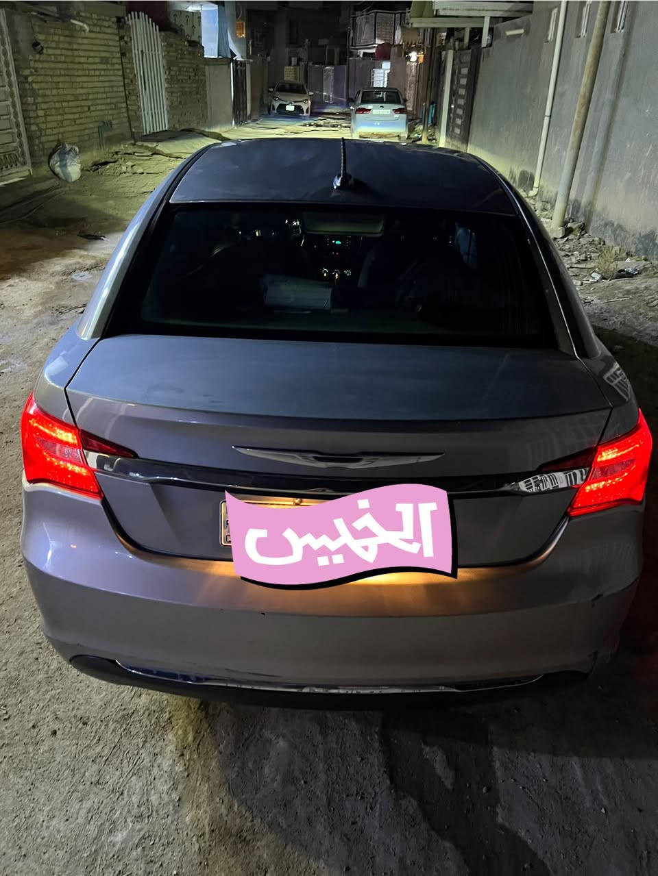 السلام عليكم للبيع سي 200 موديل 13 محرك 2400ماشيه 104 السياره بابل باسمي سنوية جديده 2030 السياره ما تخسر عليها الف بس البنيد بيه جراد السياره ضربتها مال امريكا بالجاملخ الايسر كلش خفيفه وموجوده الصور عندي مال الضربه السعر 83 وبيها مجال بسيط 
للاستفسار الاتصال ***********

