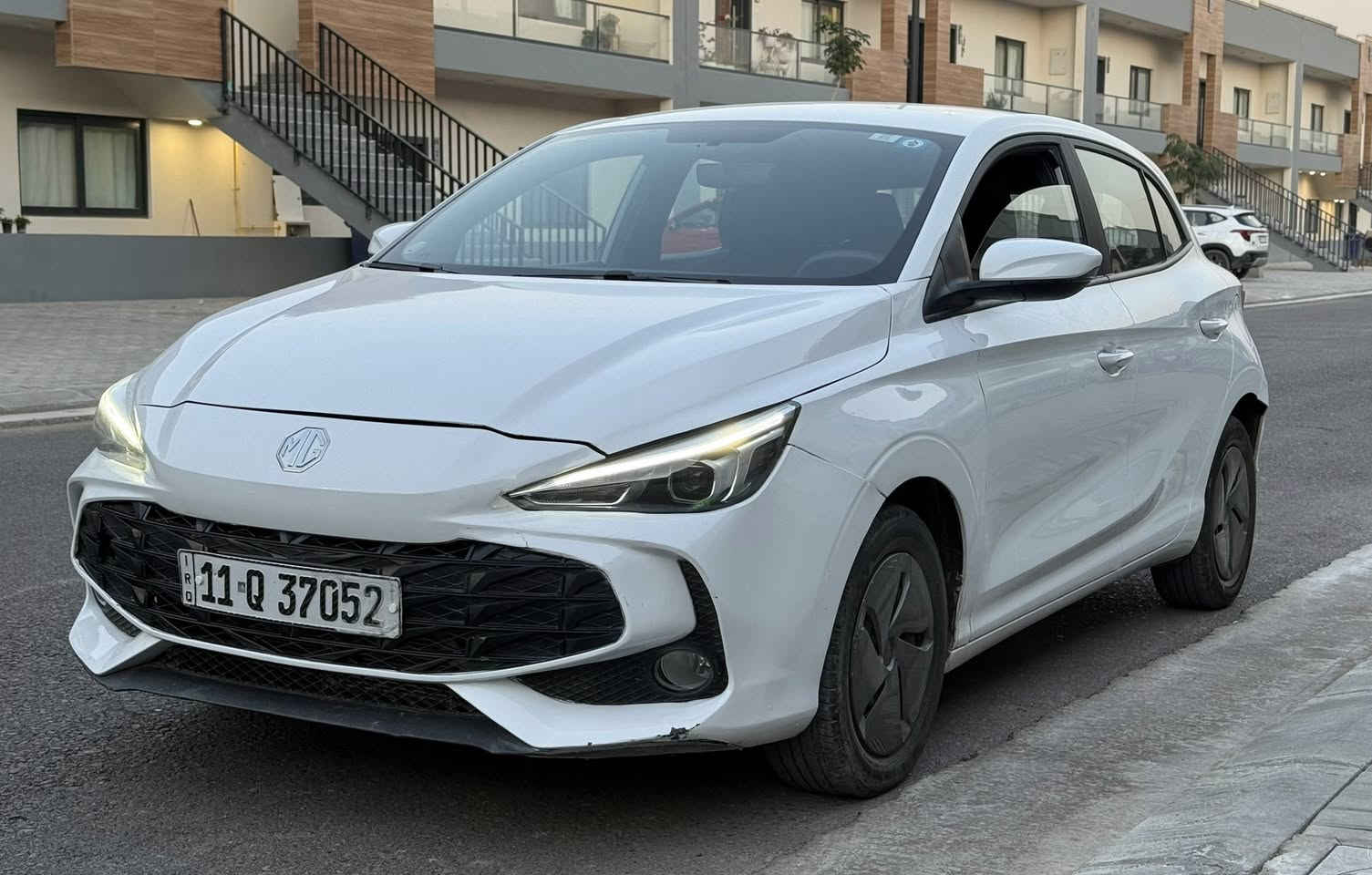 السلام عليكم 
هاچ باك mg3
موديل 2024 
خليجيه 
يوجد صبغ ربع البنيد وخشم الجاملغ 
العنوان بغداد الكاضمية 
السعر 90 ورقه تحويل ثاني يوم
للتواصل ***********
