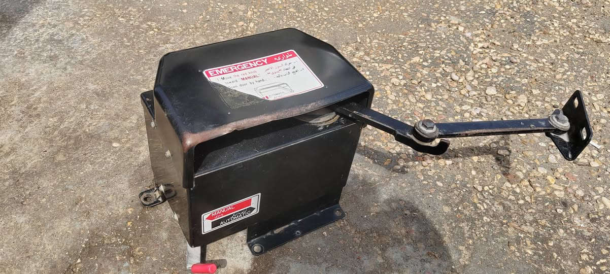 ماطور باب كوستر للبيع جديد مامفتوح
***********
سعر 2250
